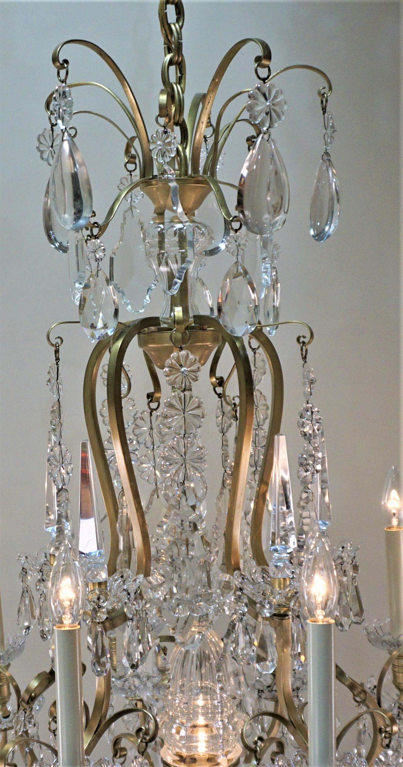  Early 20th Century Baccarat Crystal and Bronze Chandelier  3