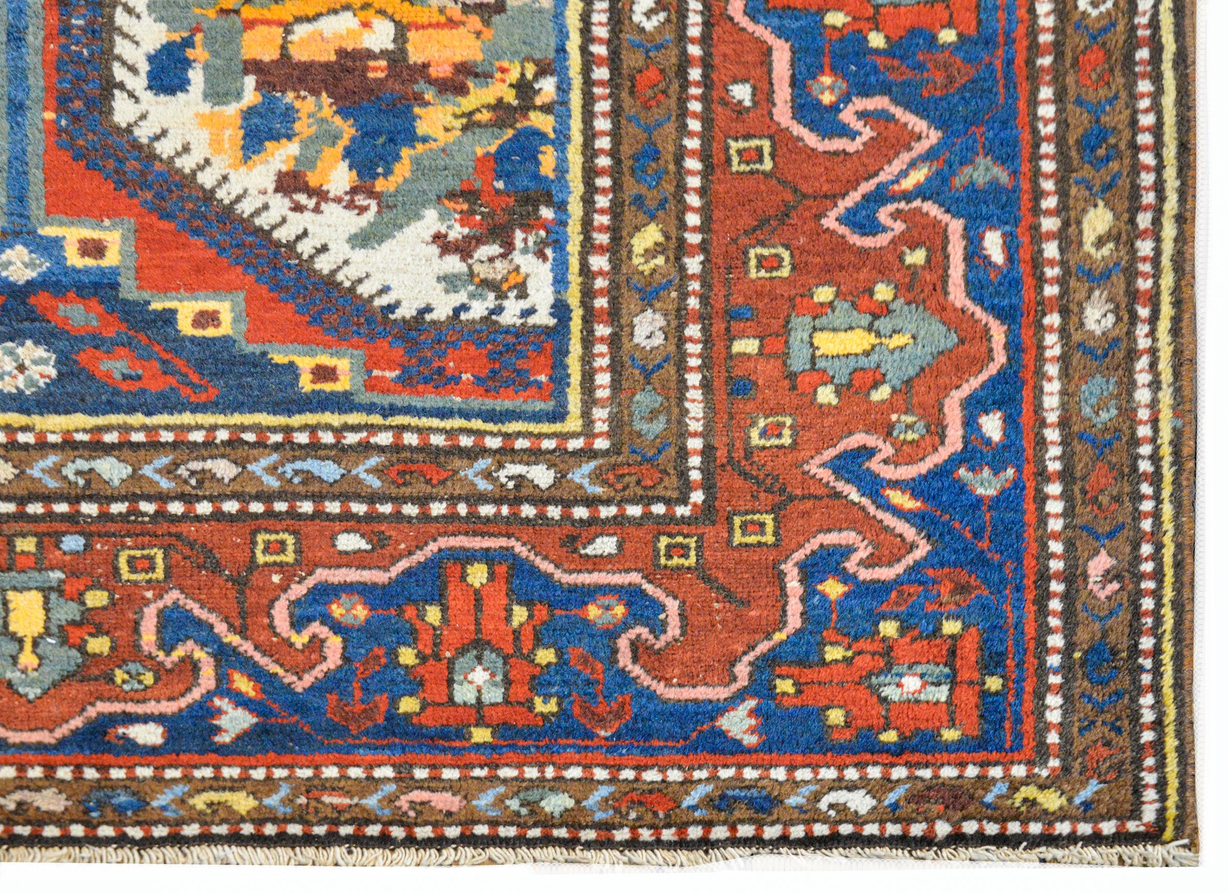 Early 20th Century Bakhtiari Rug For Sale 1