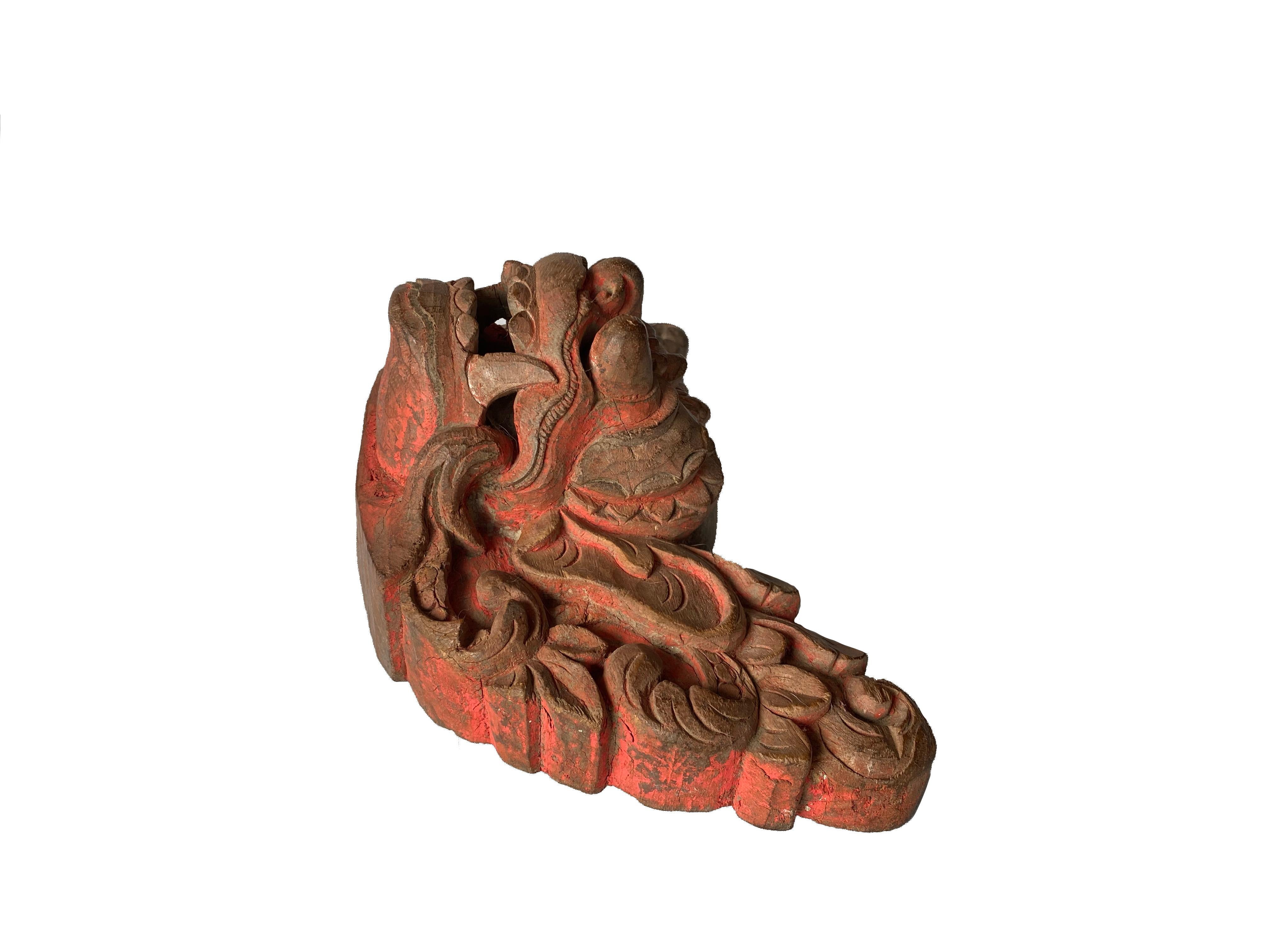 Hand-Carved Early 20th Century Balinese Barong Wood Carved Ornament For Sale