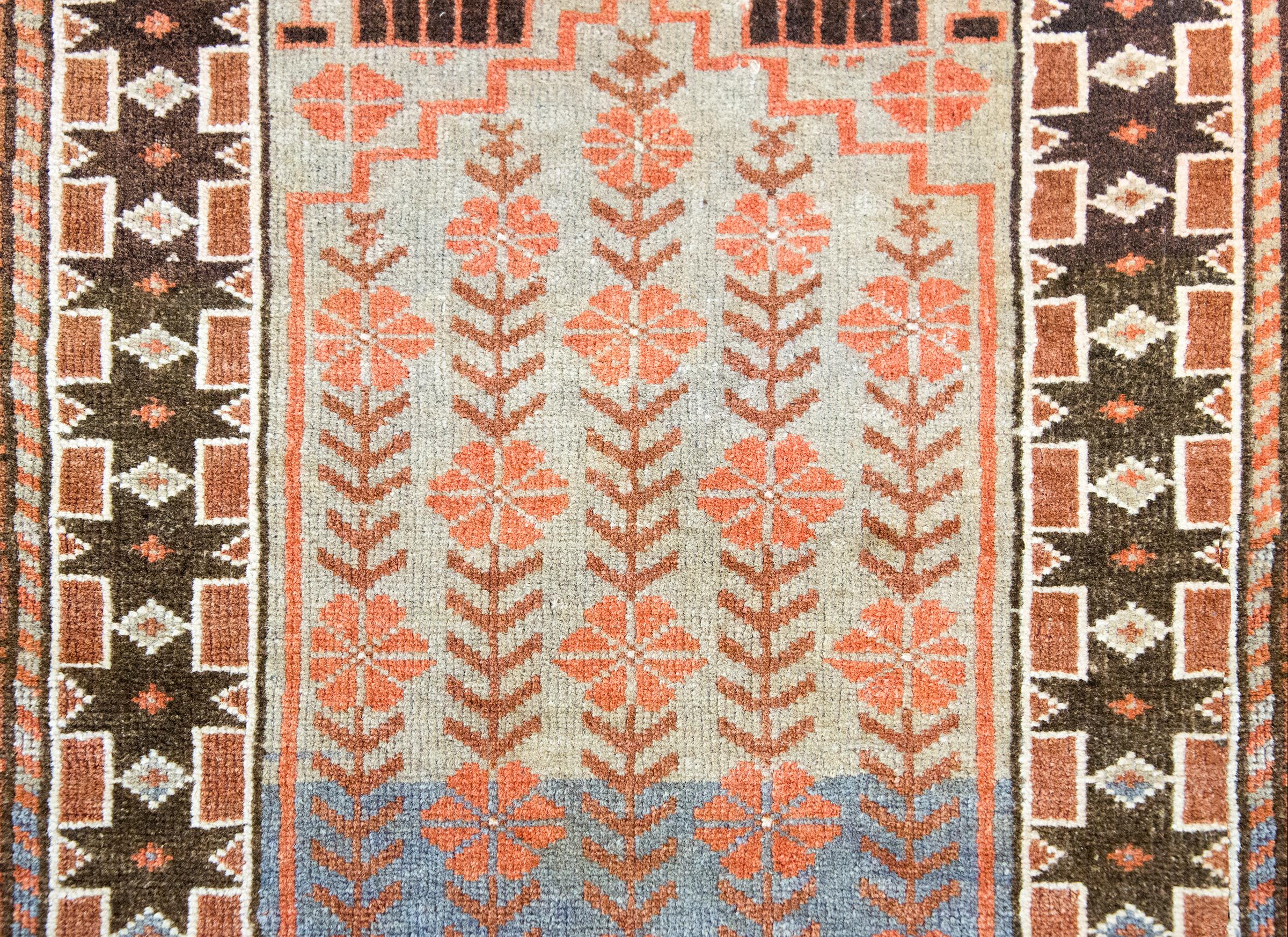 Tapis de prière baloutche du début du 20e siècle en vente 3