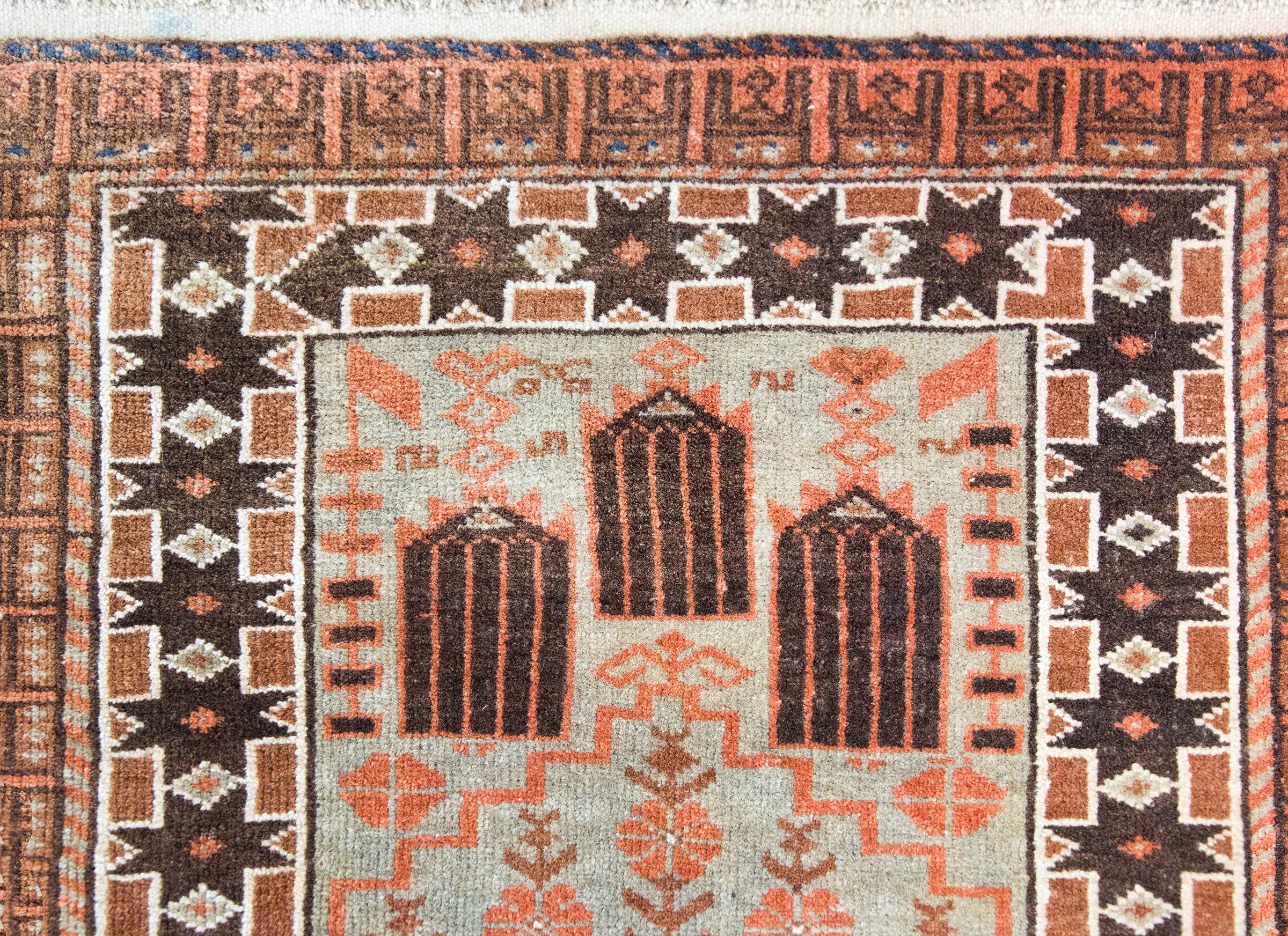 Tapis de prière baloutche du début du 20e siècle en vente 4