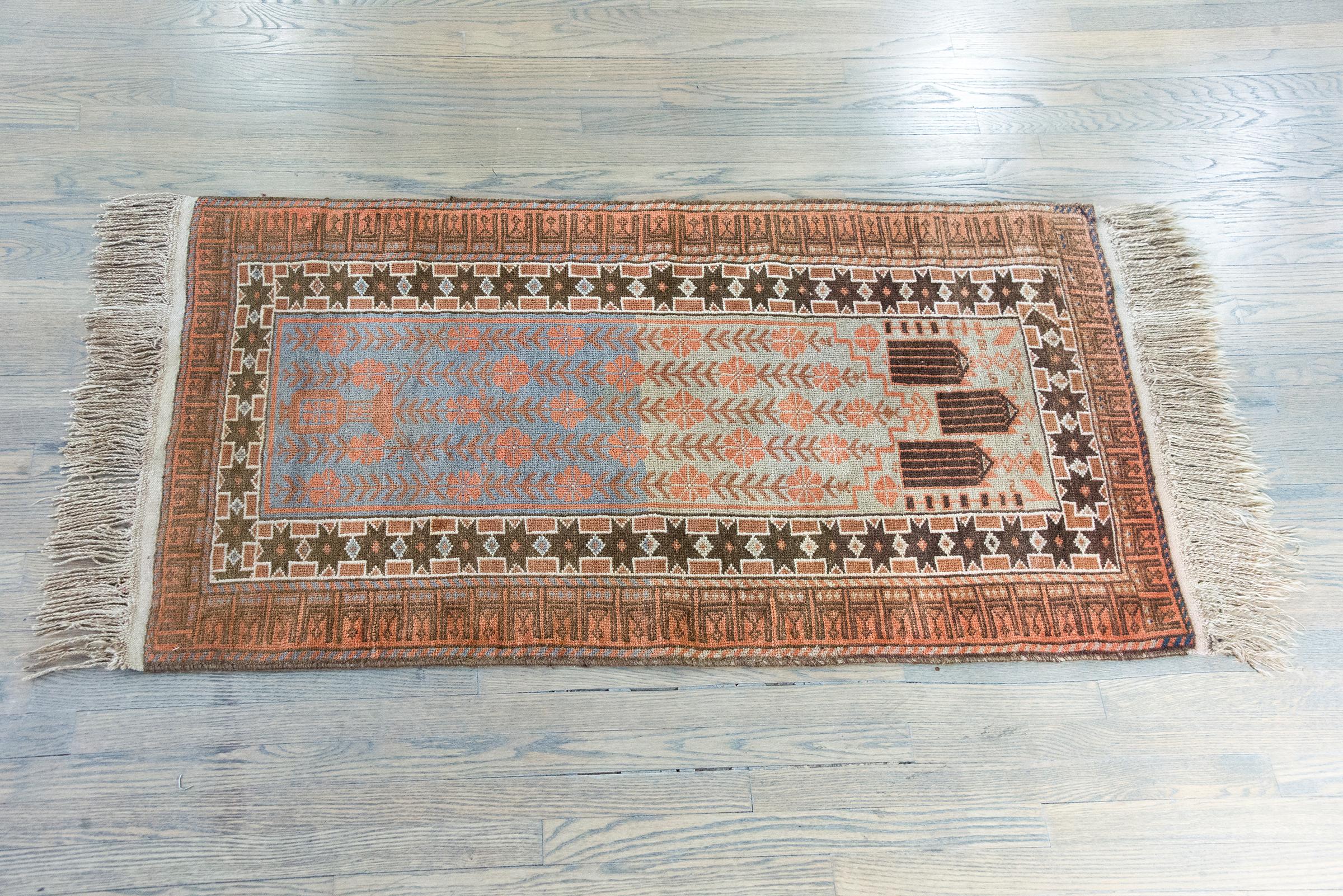 Tapis de prière baloutche du début du 20e siècle en vente 9