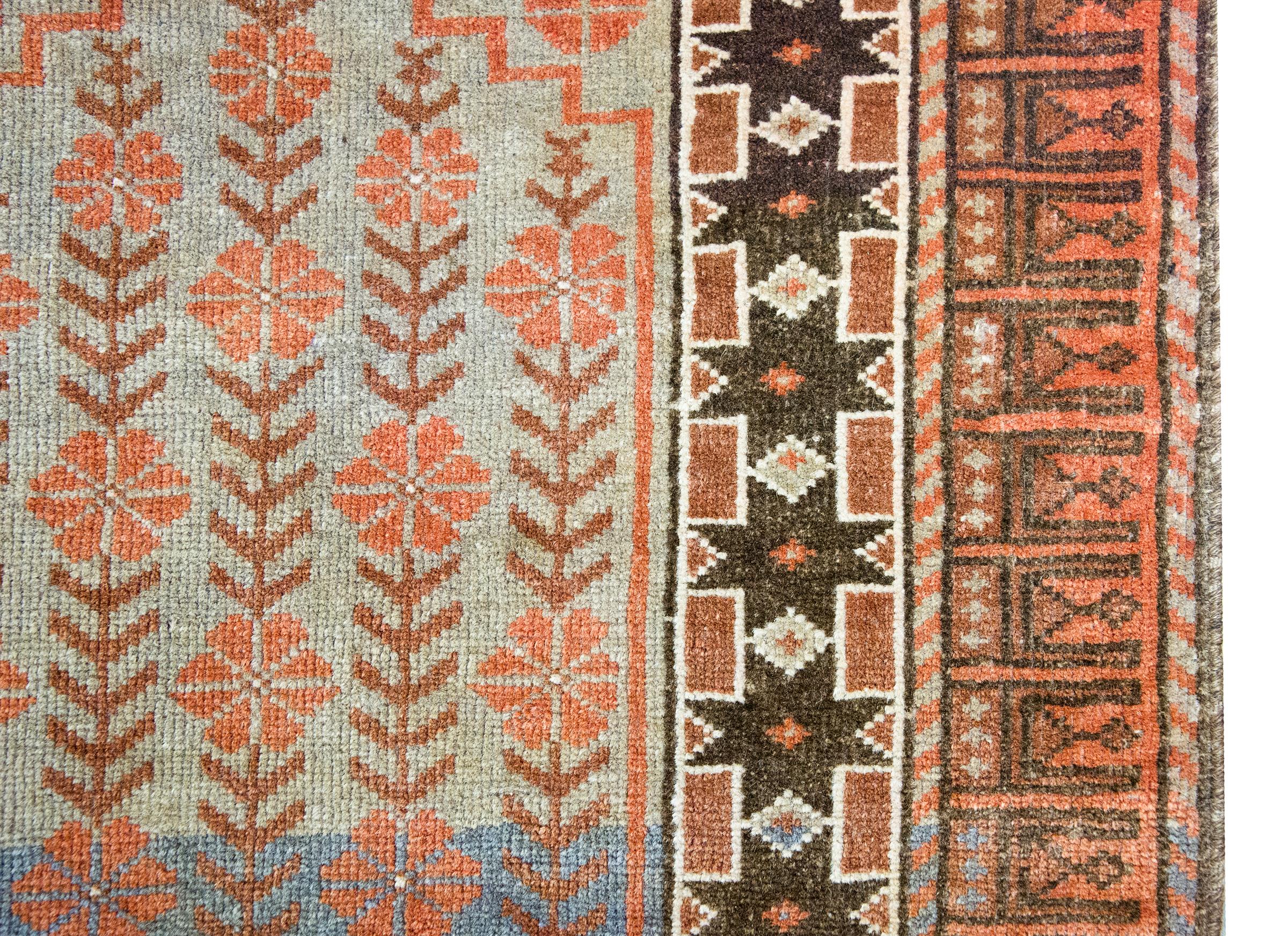 Tapis de prière baloutche du début du 20e siècle Bon état - En vente à Chicago, IL