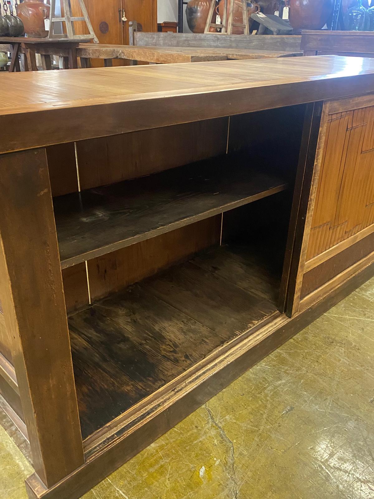 Early 20th Century Bamboo And Hinoki Wood Japanese Shop Cabinet For Sale 1