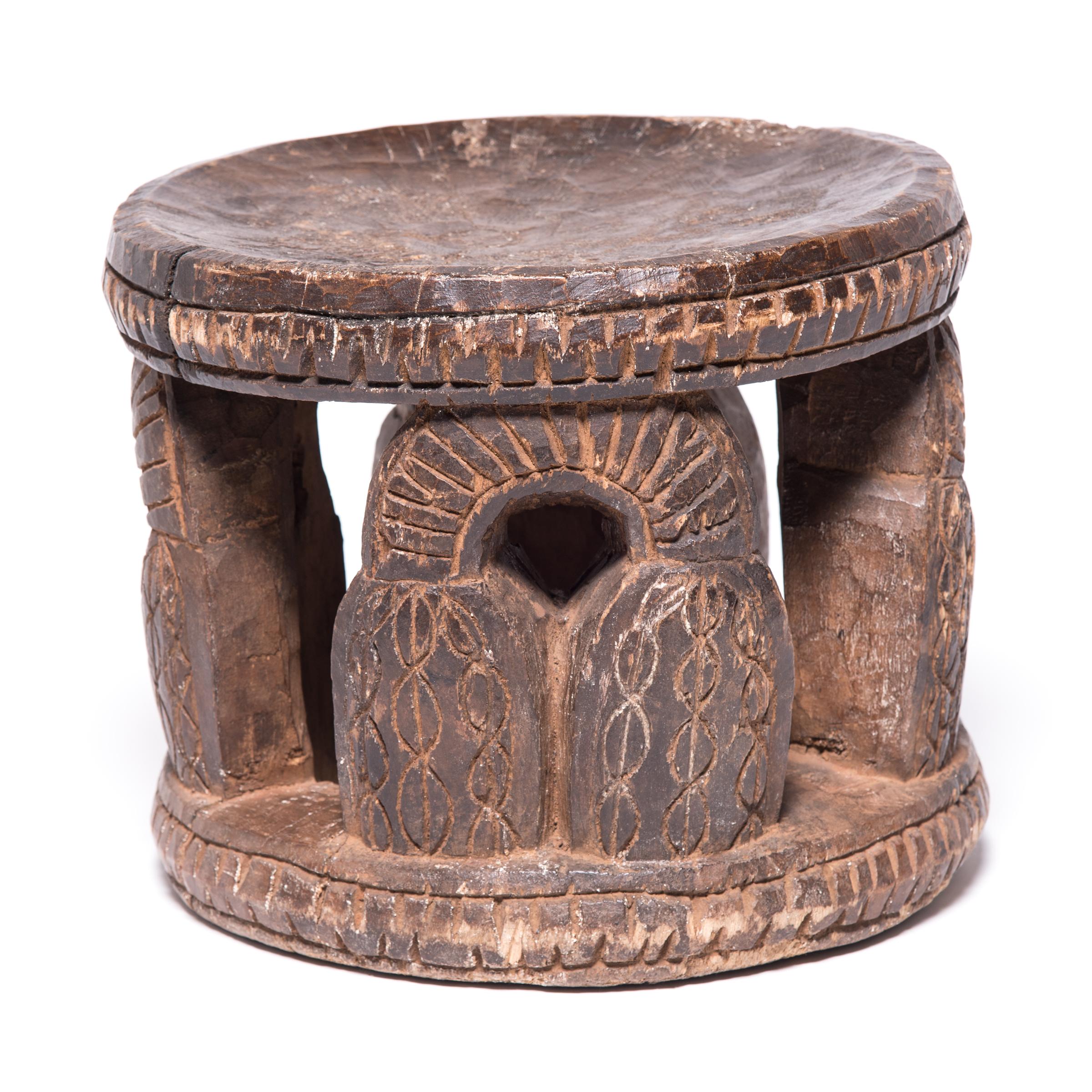 Hand-Carved Early 20th Century Bamileke Double Bell Stool