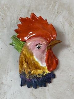Vaso da fiori da parete con testa di gallo di Barbotine dei primi anni del XX secolo, 1900