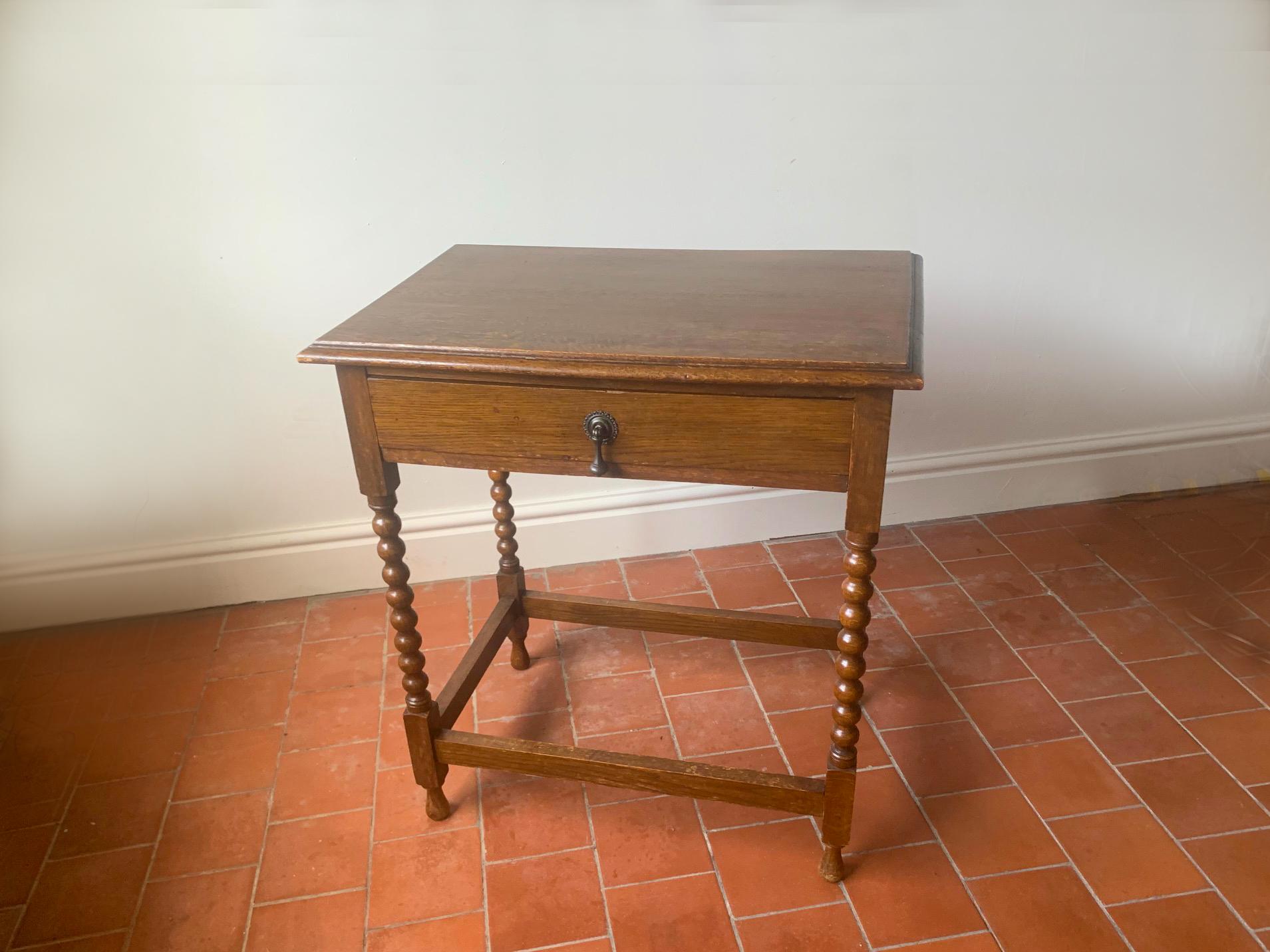 Arts and Crafts Early 20th century barley twist solid oak hall table / side table
