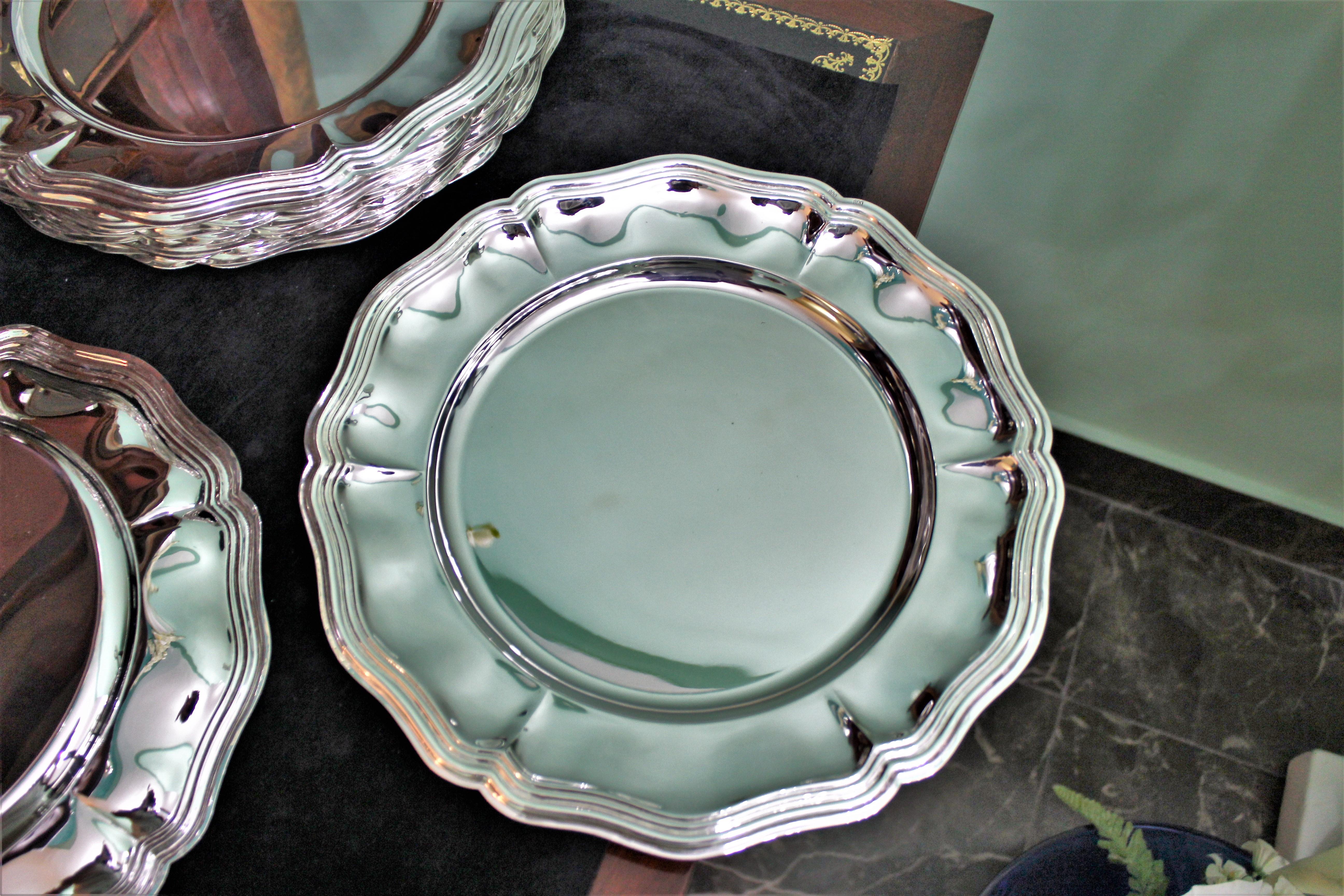 Early 20th Century Baroque Italian Silver Dining Underplates Set, 1920s For Sale 2