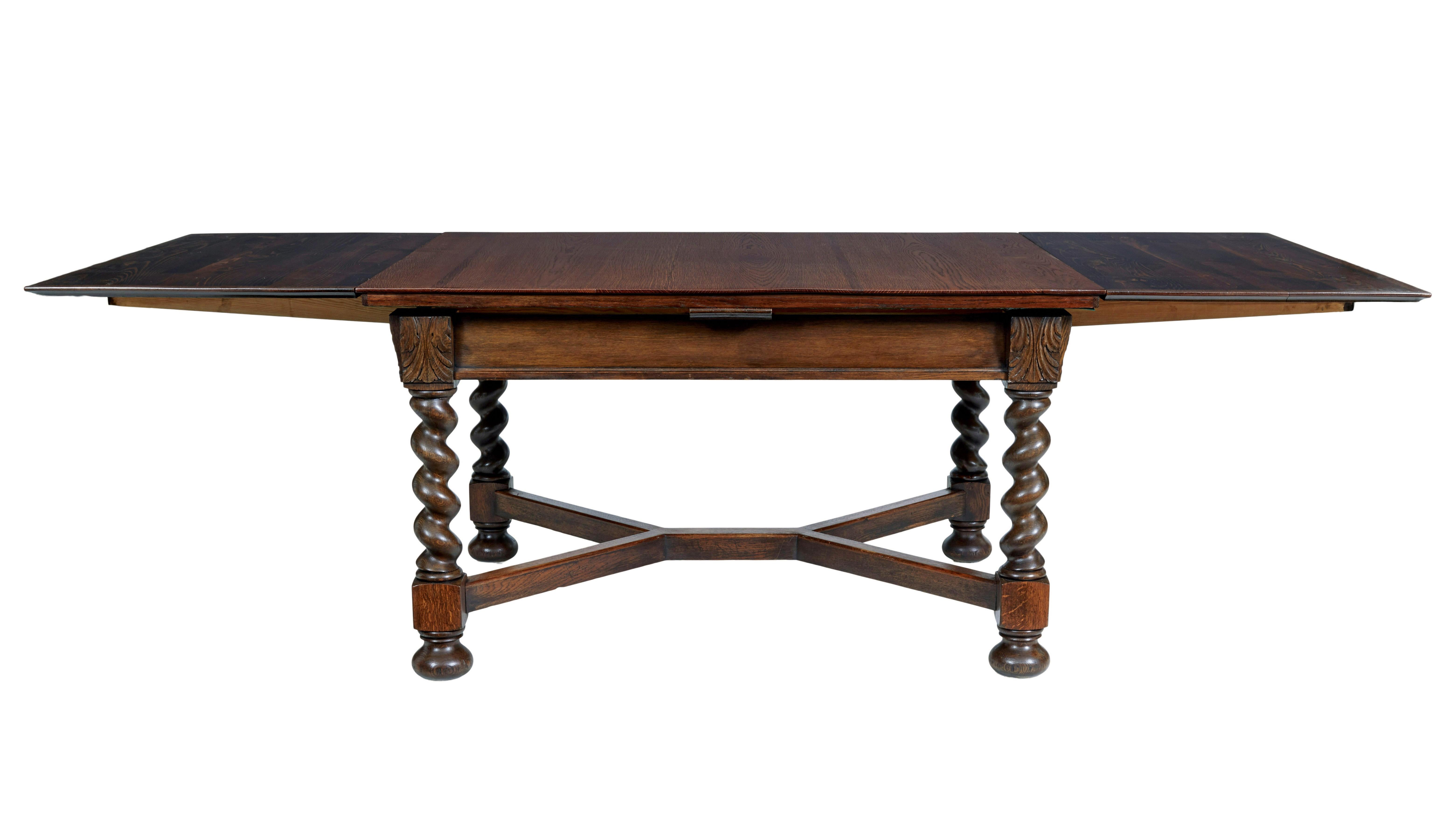 Mesa de comedor extensible de roble de renacimiento barroco de principios del siglo XX Renacimiento barroco en venta