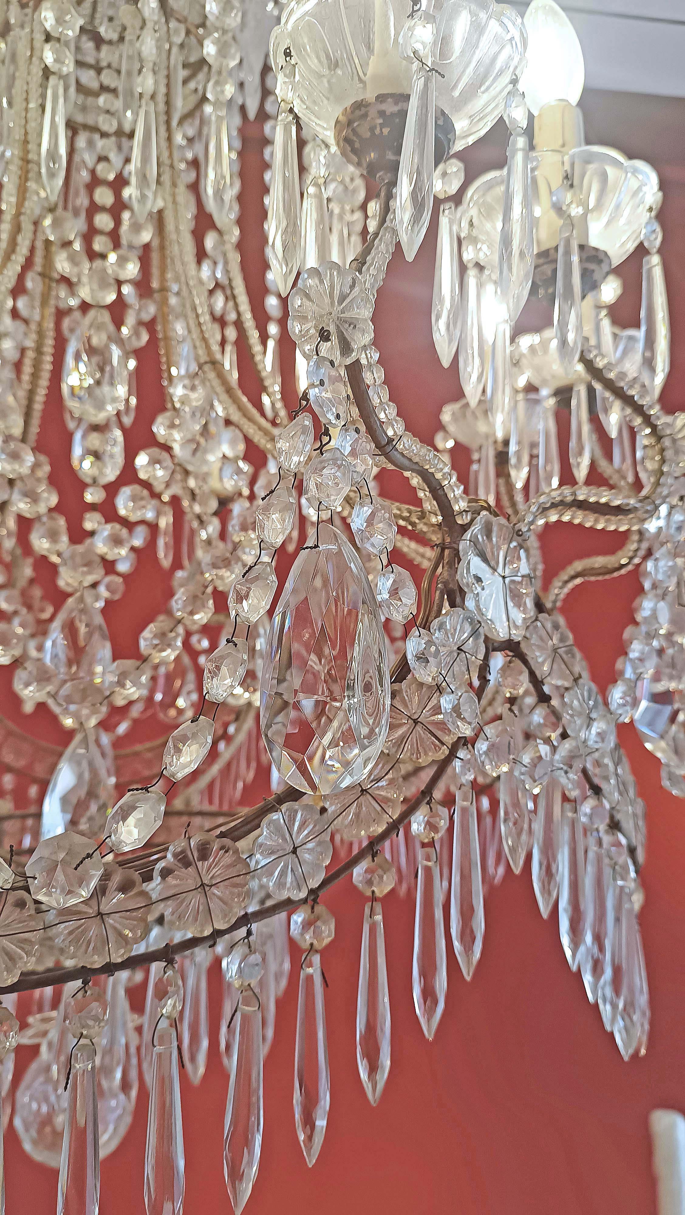 Métal EARLY 20th CENTURY BASKET CHANDELIER CRYSTALS AND GLASS en vente