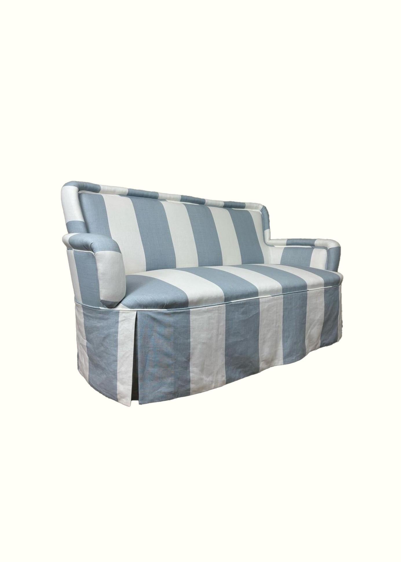 Schlafsofa aus dem frühen 20. Jahrhundert - restauriert & gepolstert in CINNY Arthur Stripe im Angebot 4