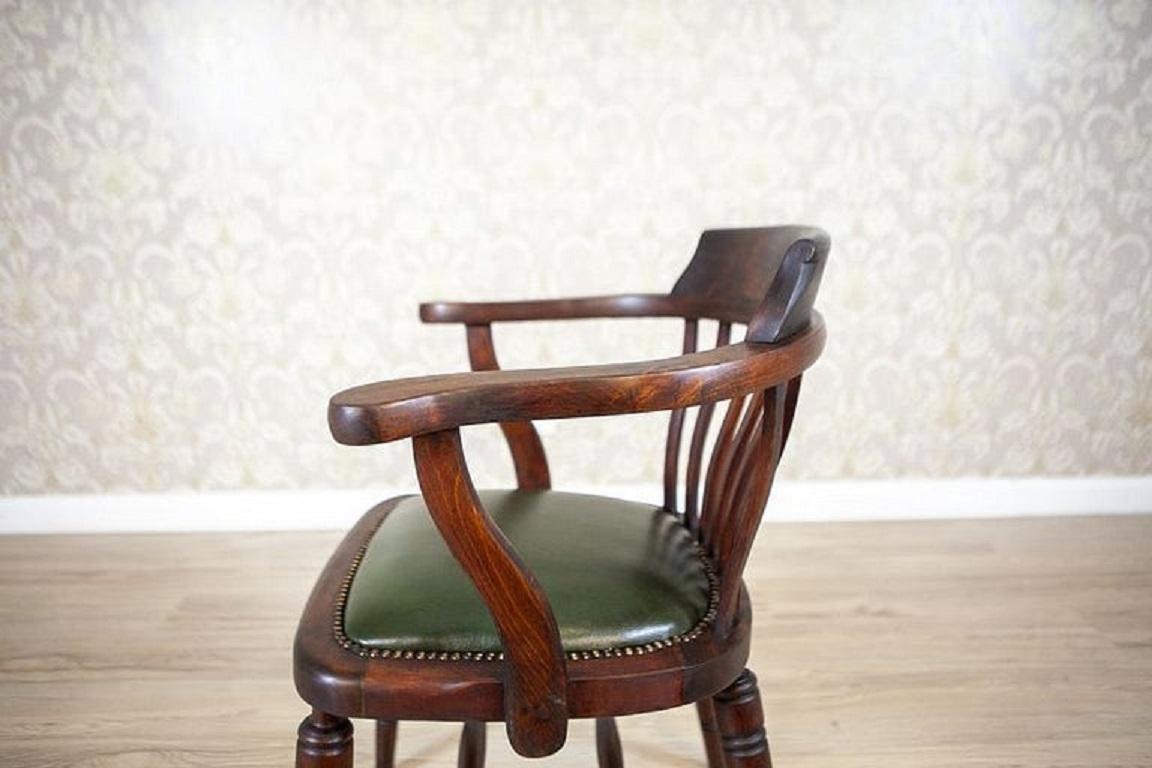 Early-20th Century Beech Desk Chair with Leather Seat For Sale 6