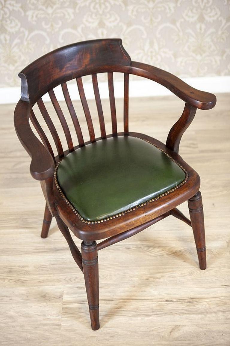 Early-20th Century Beech Desk Chair with Leather Seat For Sale 1