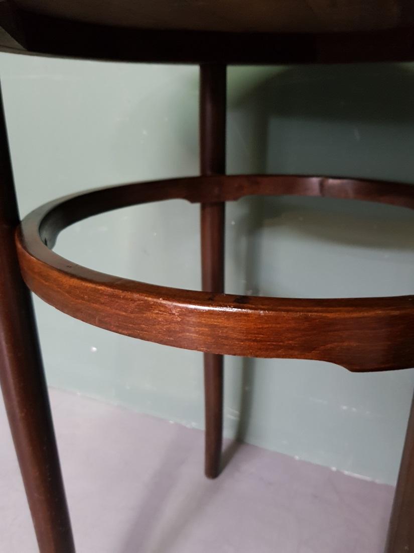 Early 20th Century Beech Wooden Thonet Style Table In Good Condition For Sale In Raalte, NL