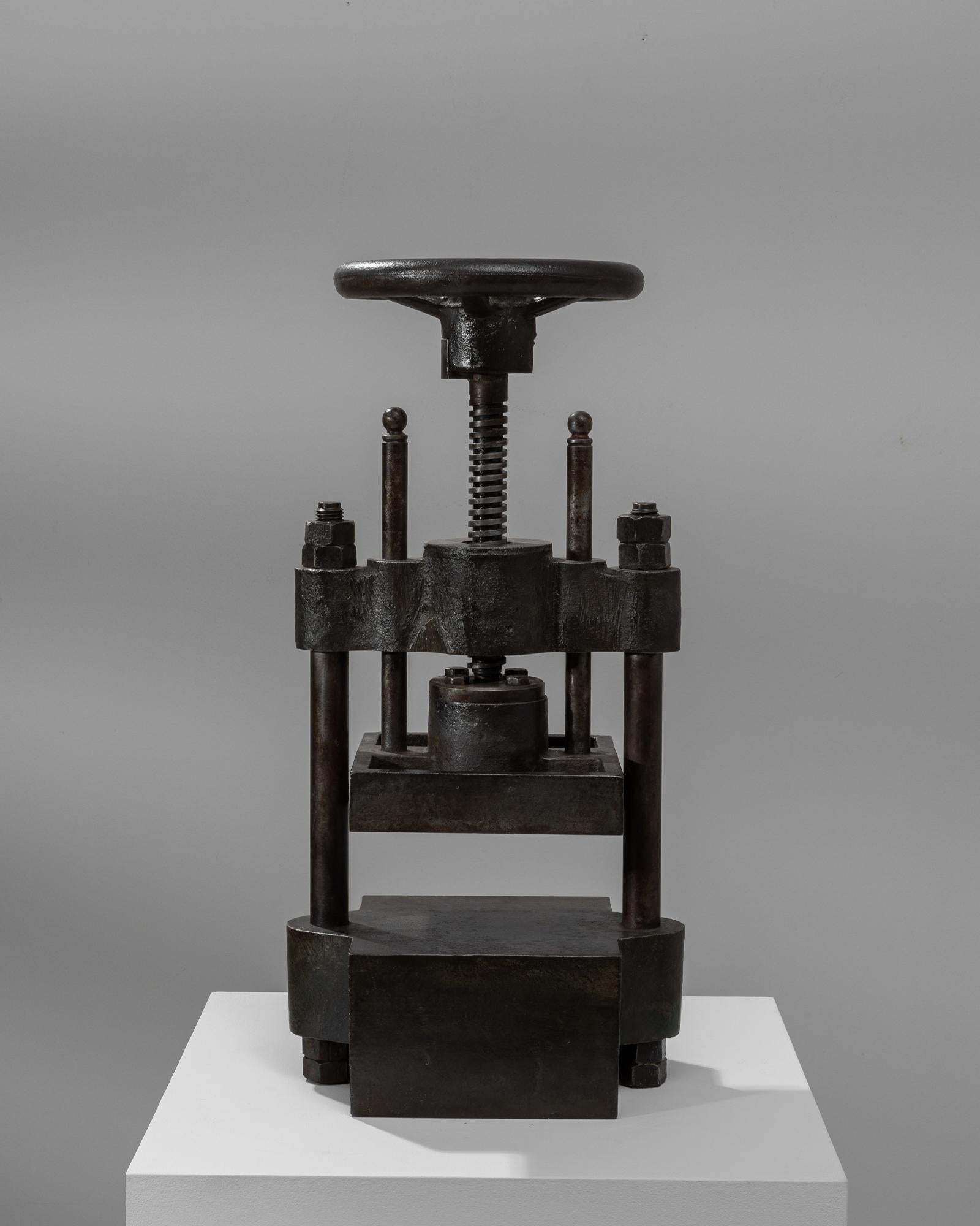Early 20th Century Belgian Cast Iron Press In Good Condition In High Point, NC
