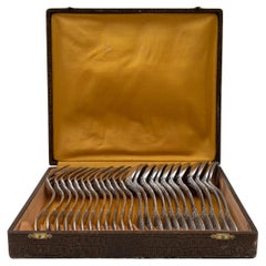 Set de cuillères et de fourchettes belge du début du 20e siècle dans une boîte en bois