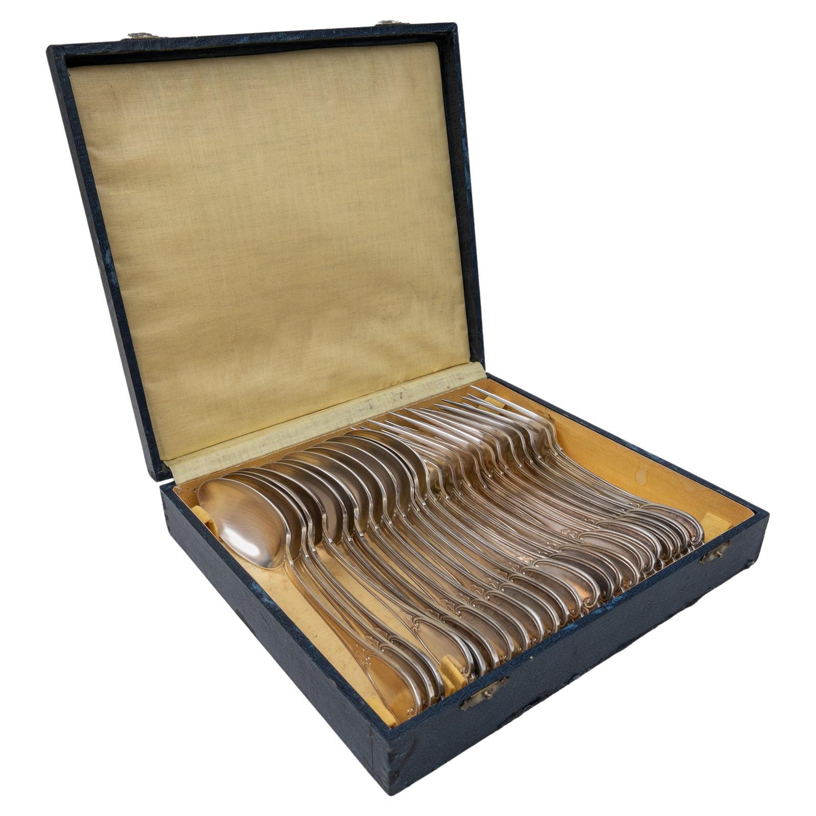 Set de cuillères et de fourchettes belge du début du 20e siècle dans une boîte en bois