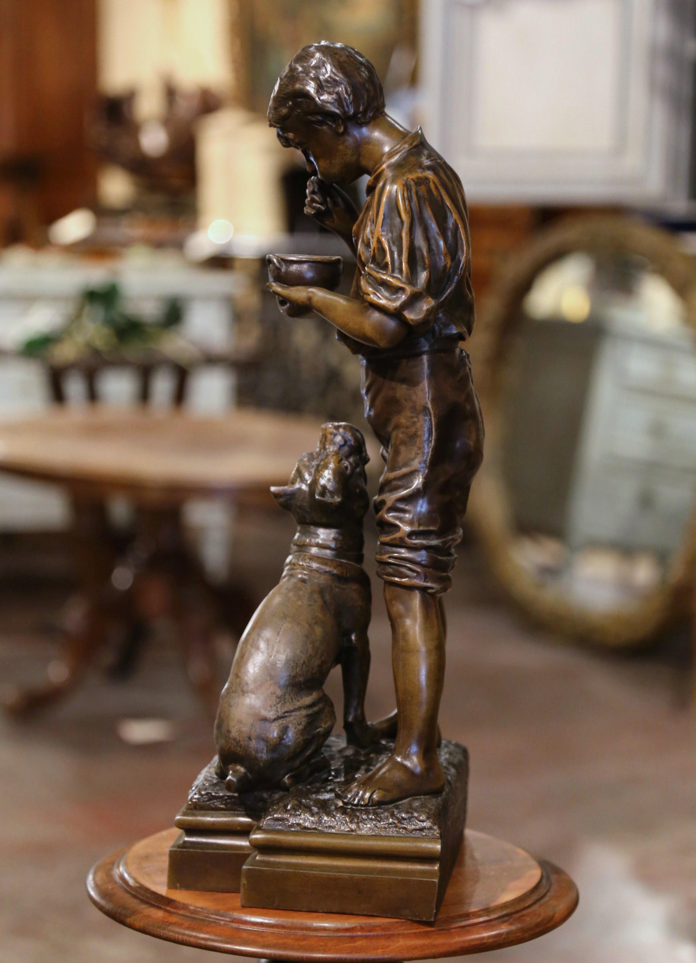 Zinc brut Sculpture belge du début du 20e siècle en Spelter Boy and Dog signée V. Rousseau  en vente