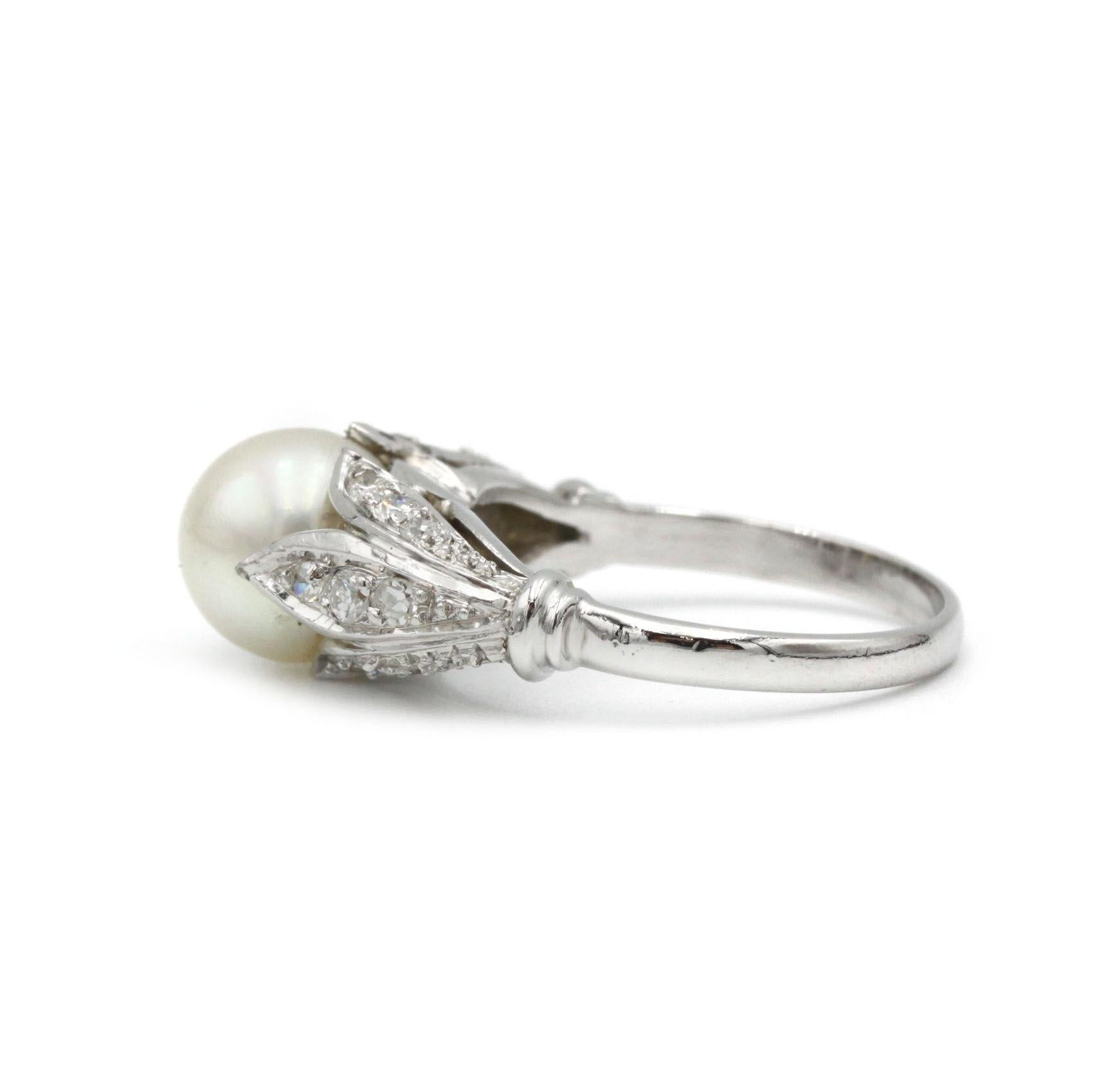 Old European Cut Early 20th Century Belle Époque White Gold Pearl & Diamond Daisy Ring For Sale