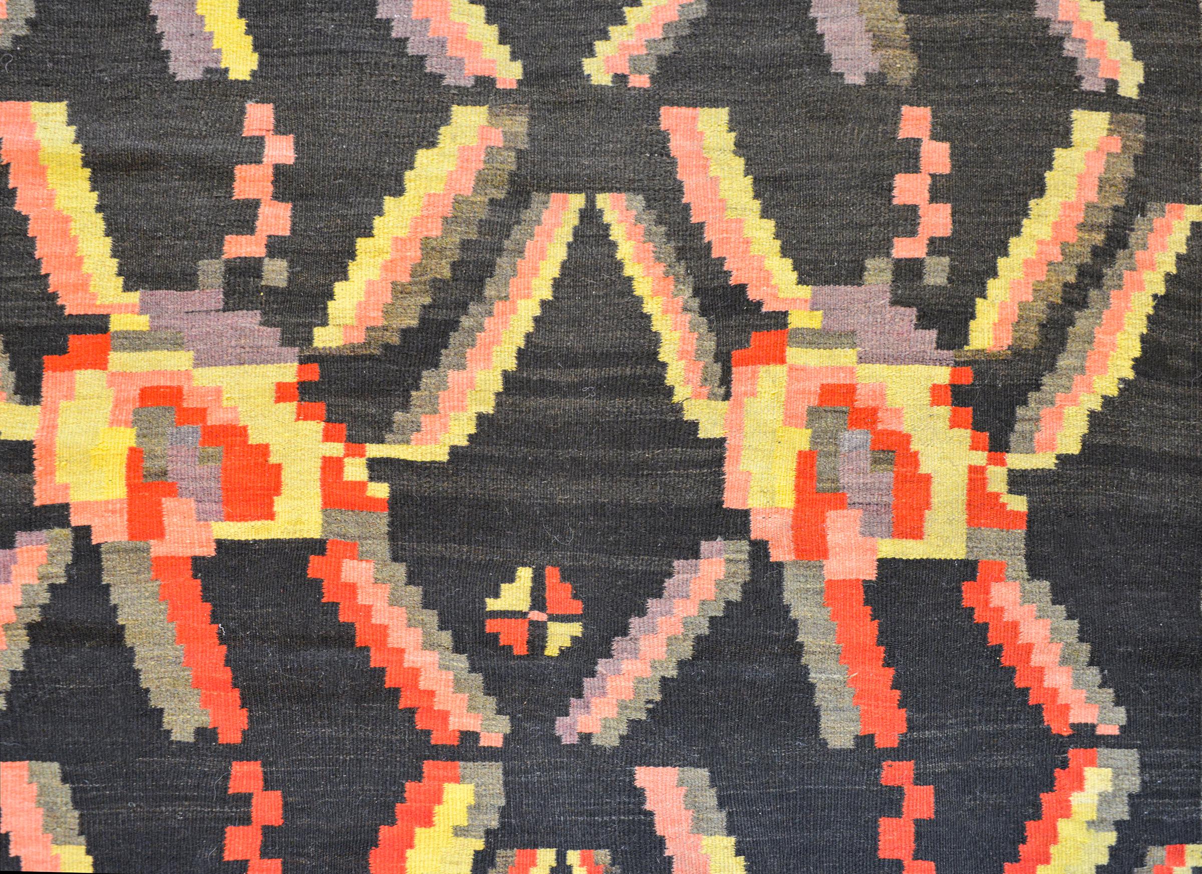 Early 20th Century Bessarabian Kilim Runner In Good Condition For Sale In Chicago, IL