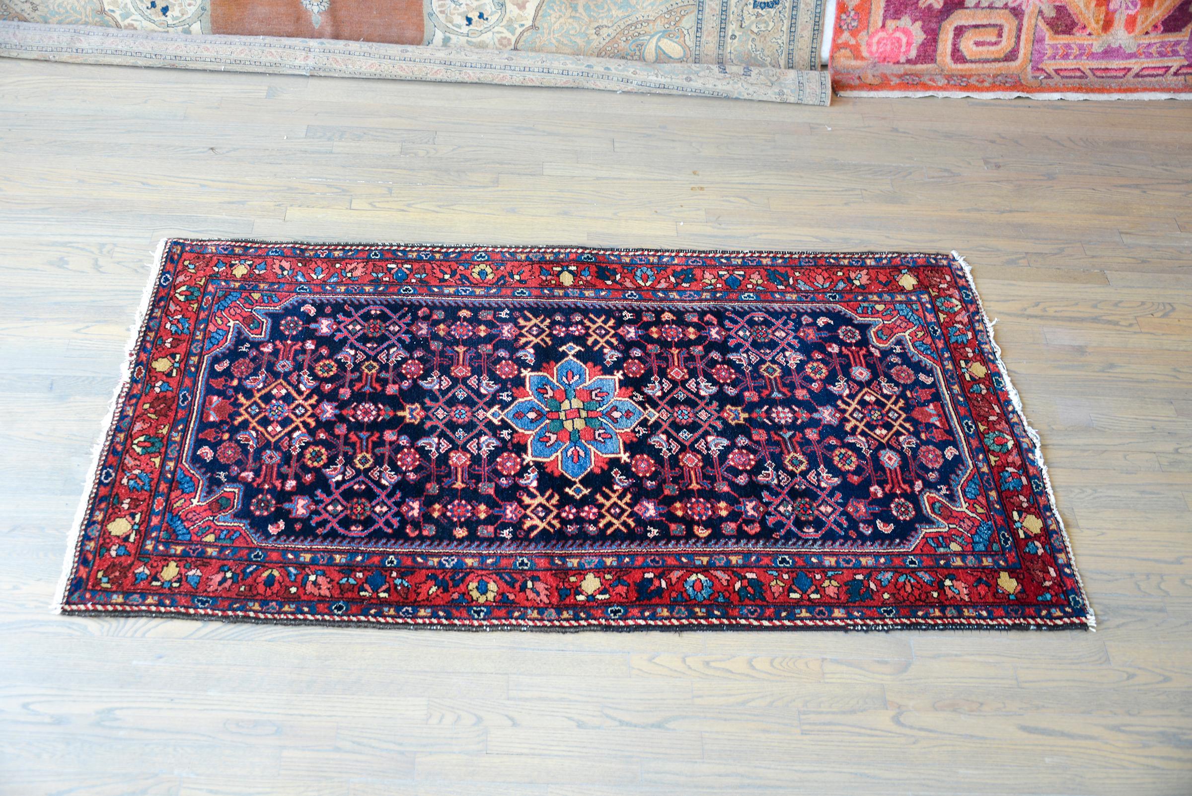 Early 20th Century Bibikibad Rug For Sale 2