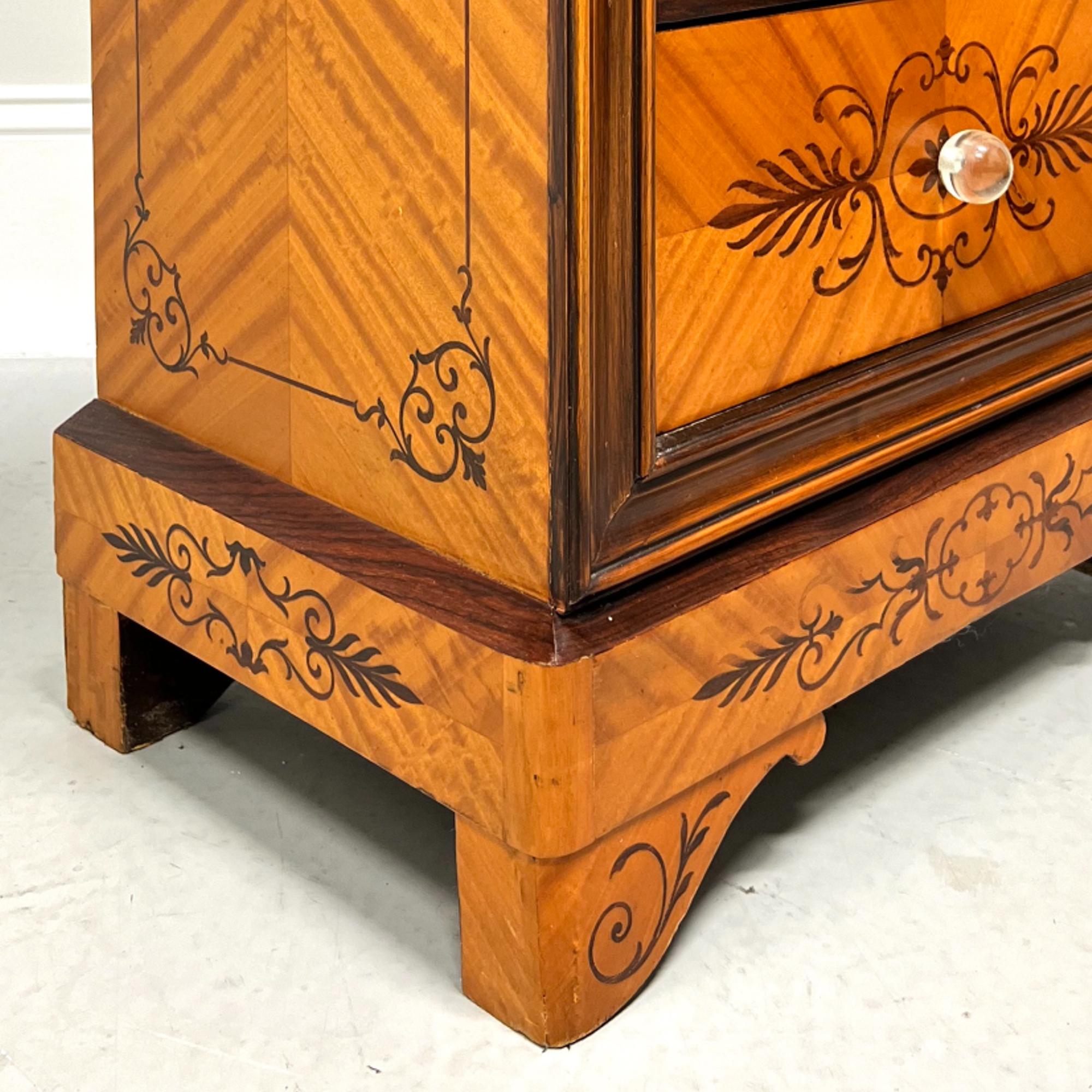 Early 20th Century Biedermeier Style Marquetry Nightstands Bedside Chests - Pair For Sale 6