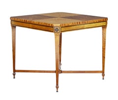 Birkenholz-Beistelltisch aus dem frühen 20. Jahrhundert von David Blomberg