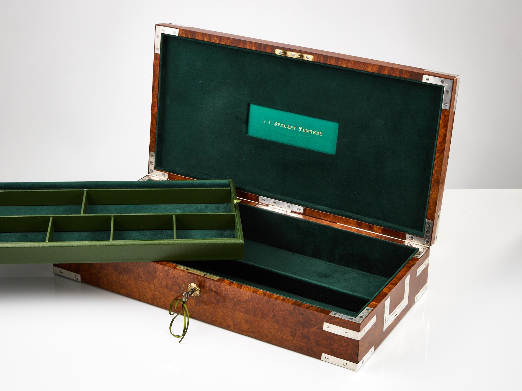Anglais Boîte de collection ancienne en bois de mariée du début du 20e siècle, Angleterre, vers 1920 en vente