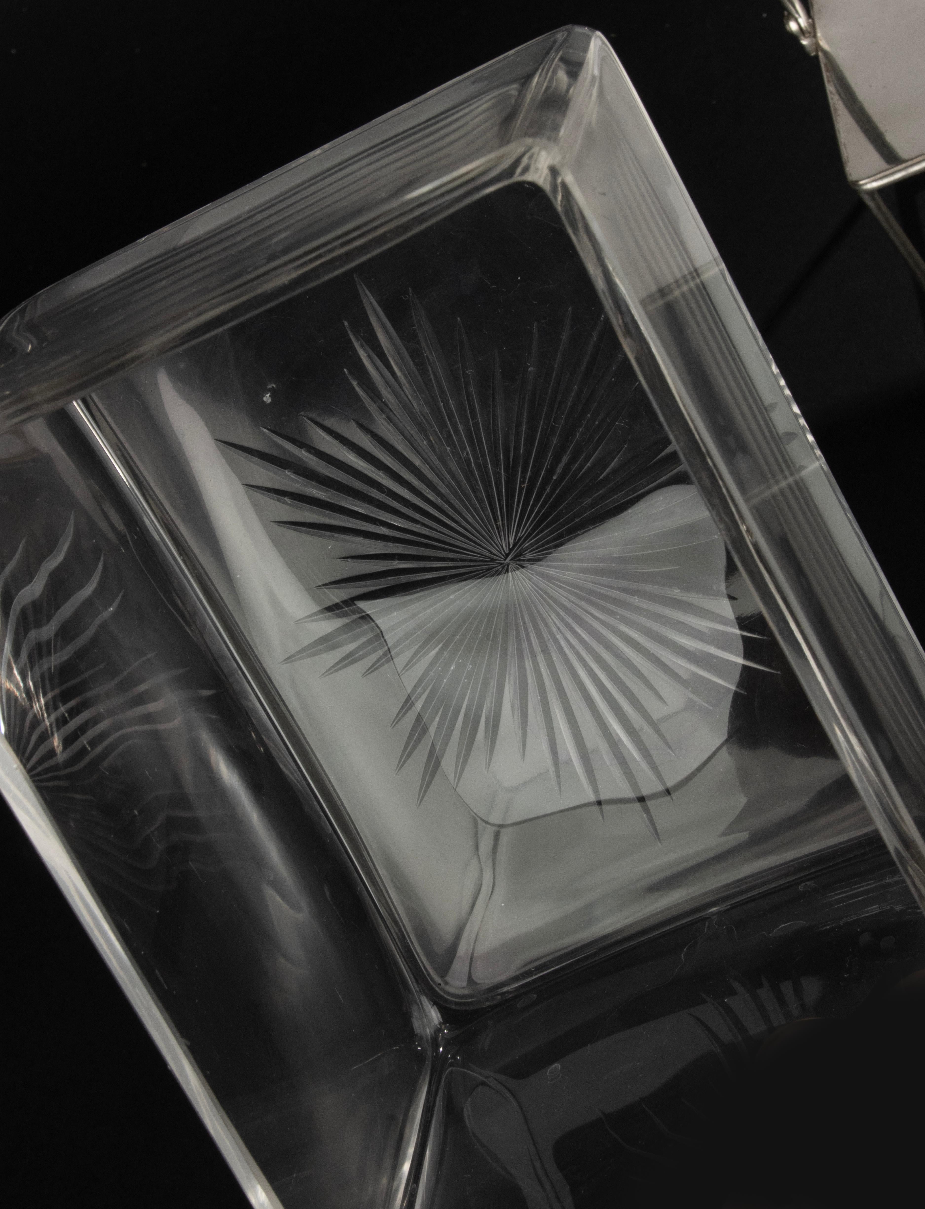 Biskuitglas des frühen 20. Jahrhunderts – versilbert und mit Kristall  im Angebot 5