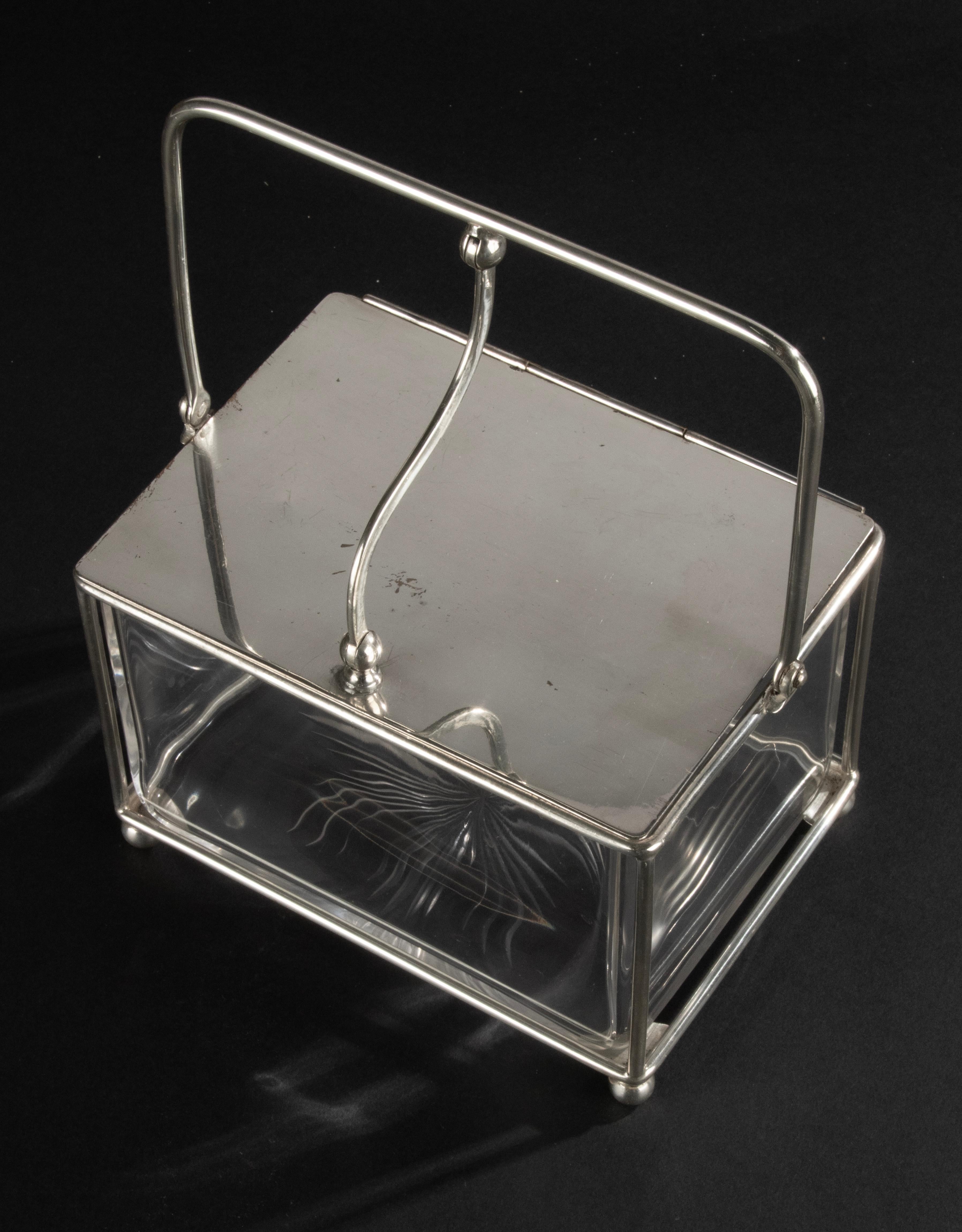 Biskuitglas des frühen 20. Jahrhunderts – versilbert und mit Kristall  im Zustand „Gut“ im Angebot in Casteren, Noord-Brabant