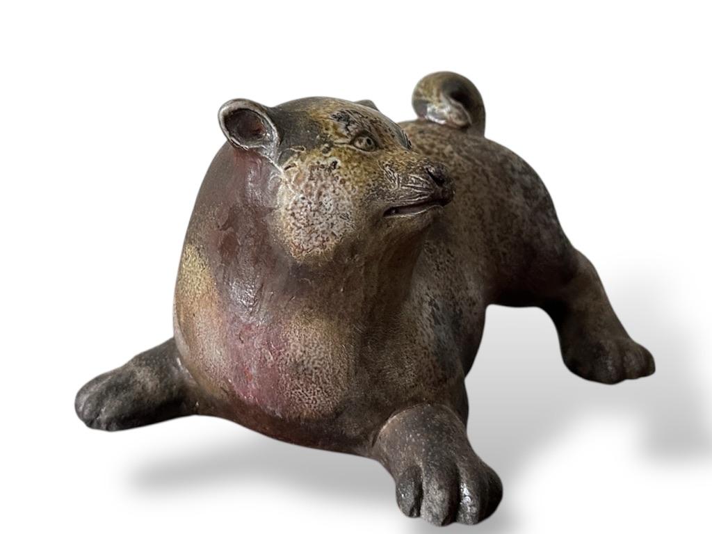 Escultura de perro de cerámica de loza Bizen de principios del siglo XX en venta 5