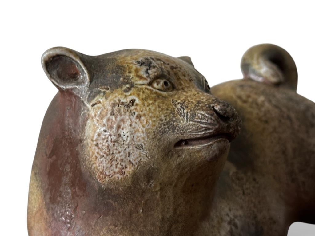 Escultura de perro de cerámica de loza Bizen de principios del siglo XX en venta 8