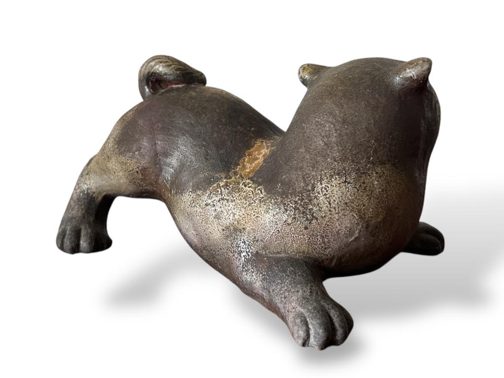 Escultura de perro de cerámica de loza Bizen de principios del siglo XX en venta 9