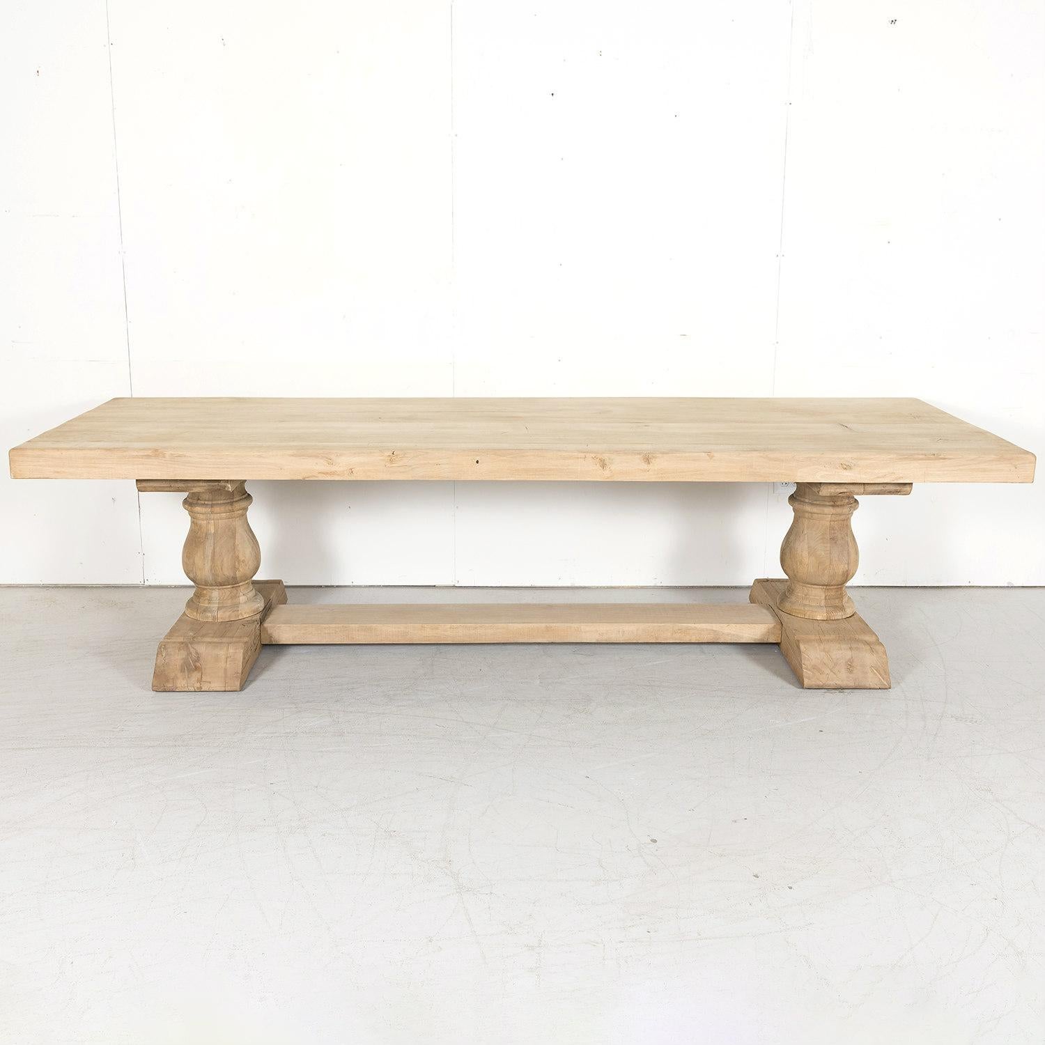Early 20th Century Bleached Oak French Trestle Dining Table with Baluster Legs In Good Condition In Birmingham, AL