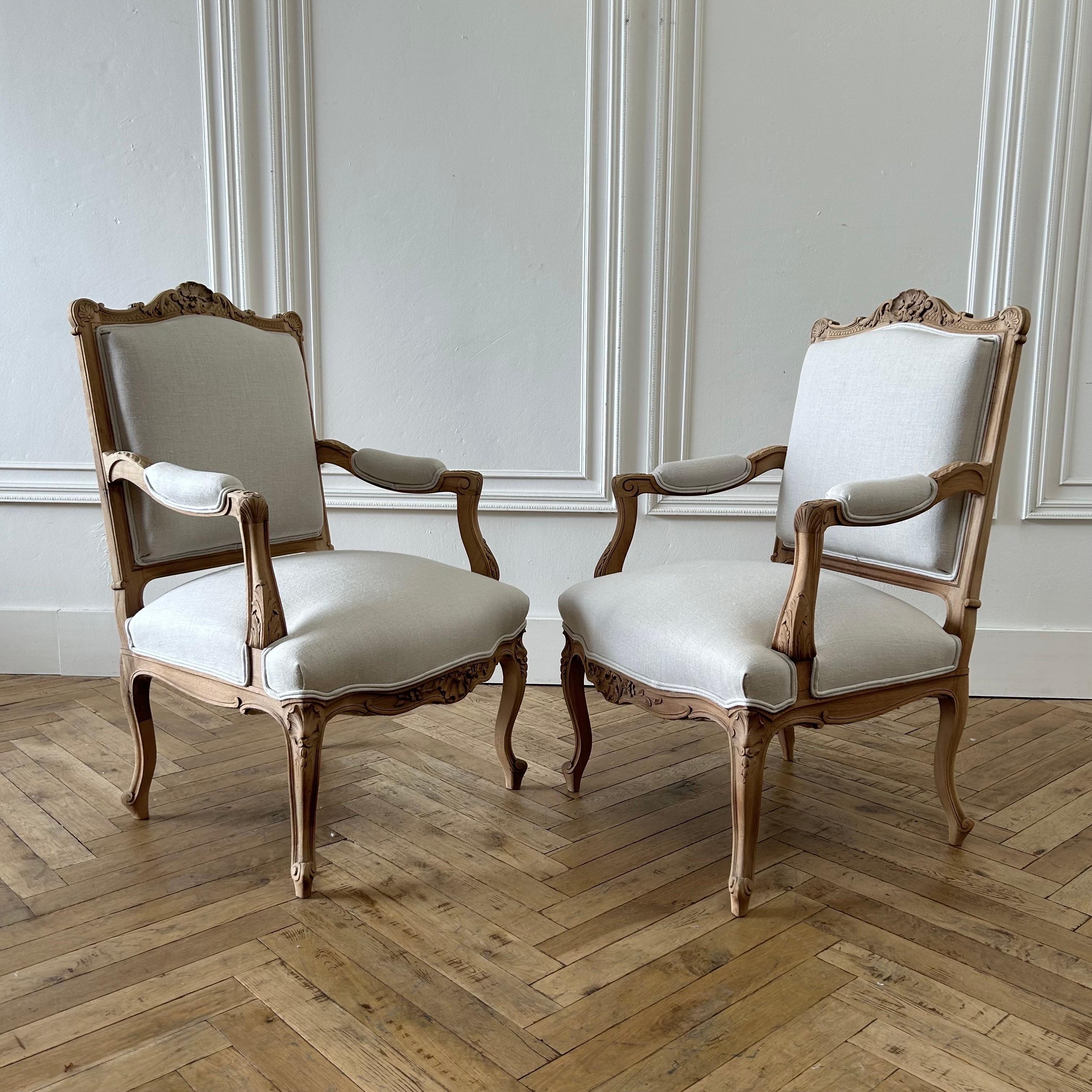 Early 20th Century Bleached Walnut and Linen Upholstered Open Arm Chairs 12