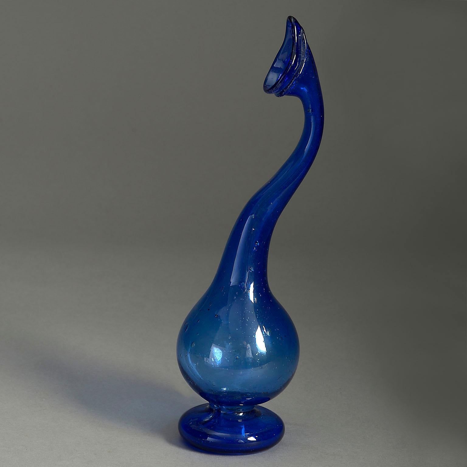 Blaue Glasvase aus dem frühen 20. Jahrhundert (Art nouveau) im Angebot