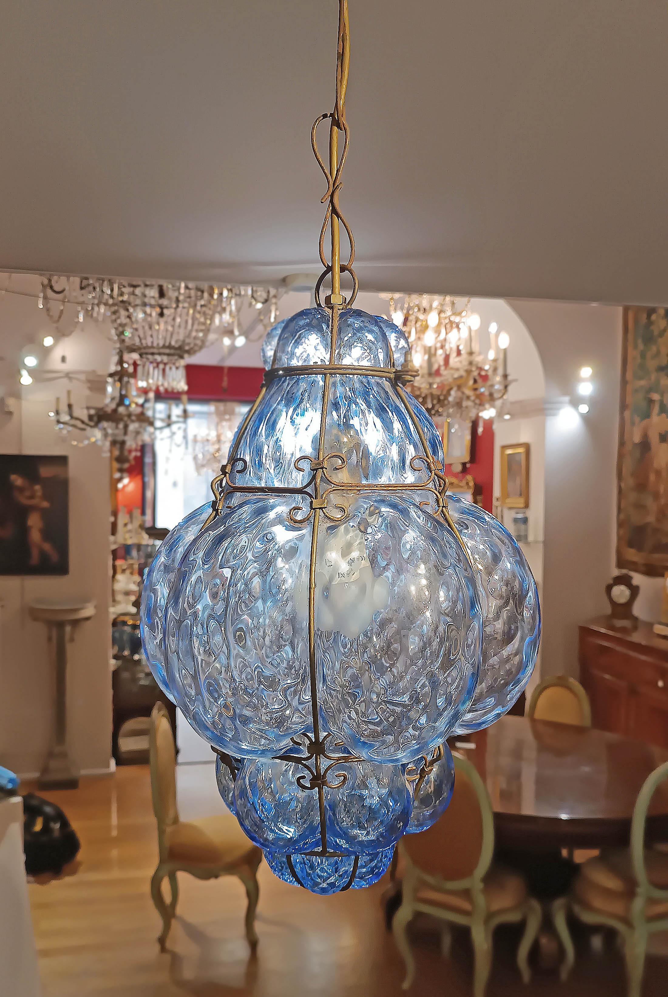 Italian EARLY 20th CENTURY BLUE MURANO GLASS LAMP en vente