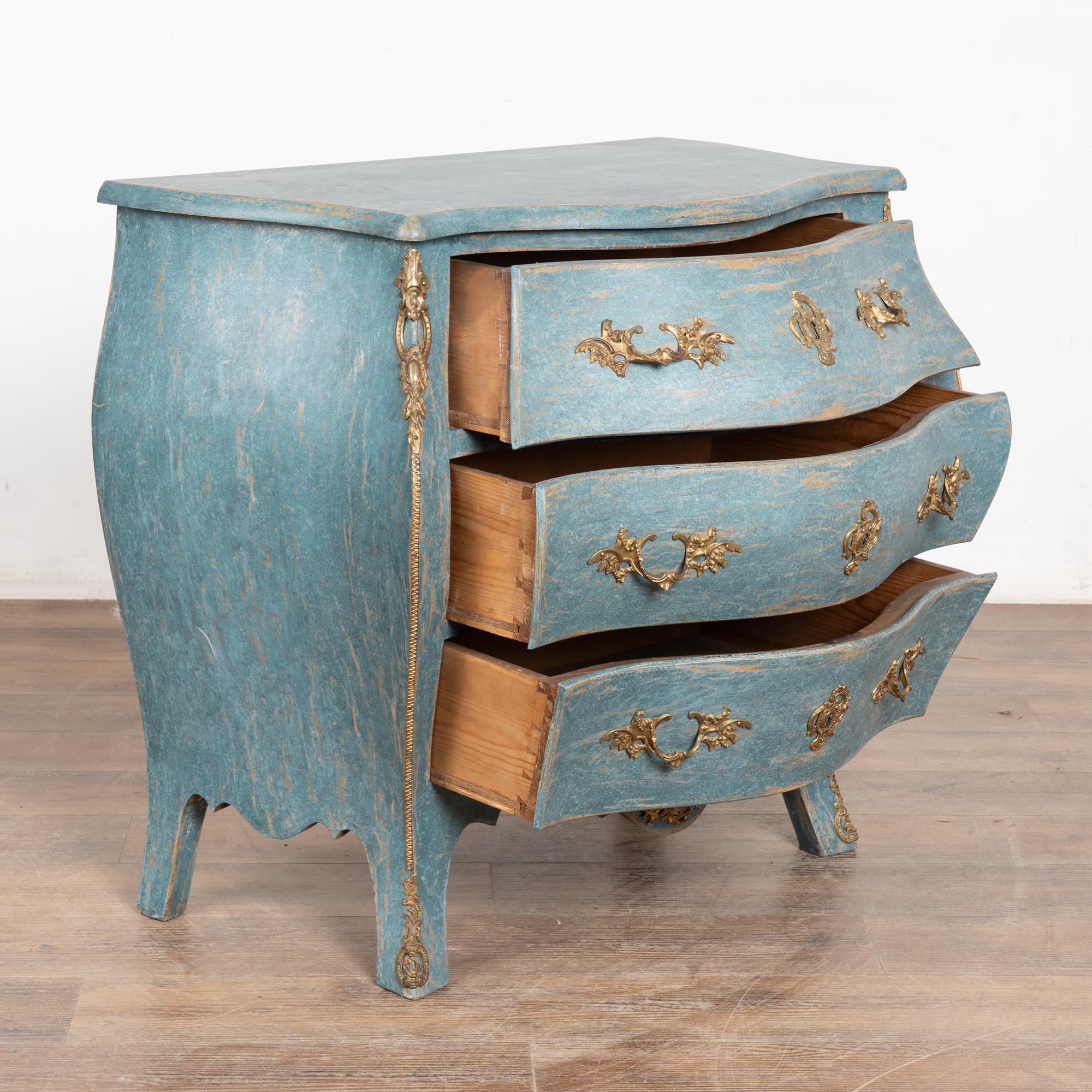 Rococo Early 20th Century Blue Painted Bombay Commode Chest of Three Drawers, Sweden For Sale