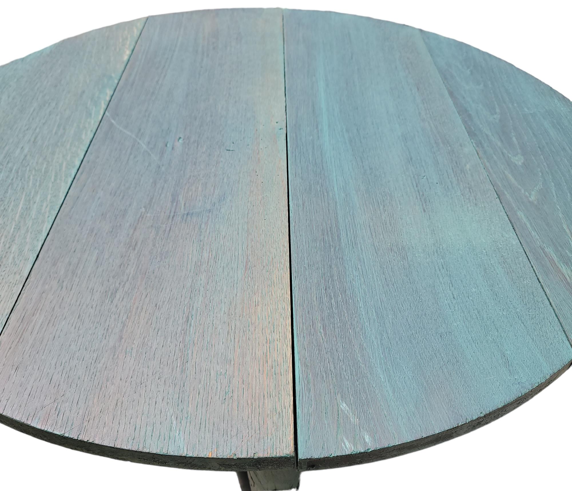 Early 20th Century Blue Painted Hickory Round Table For Sale 2