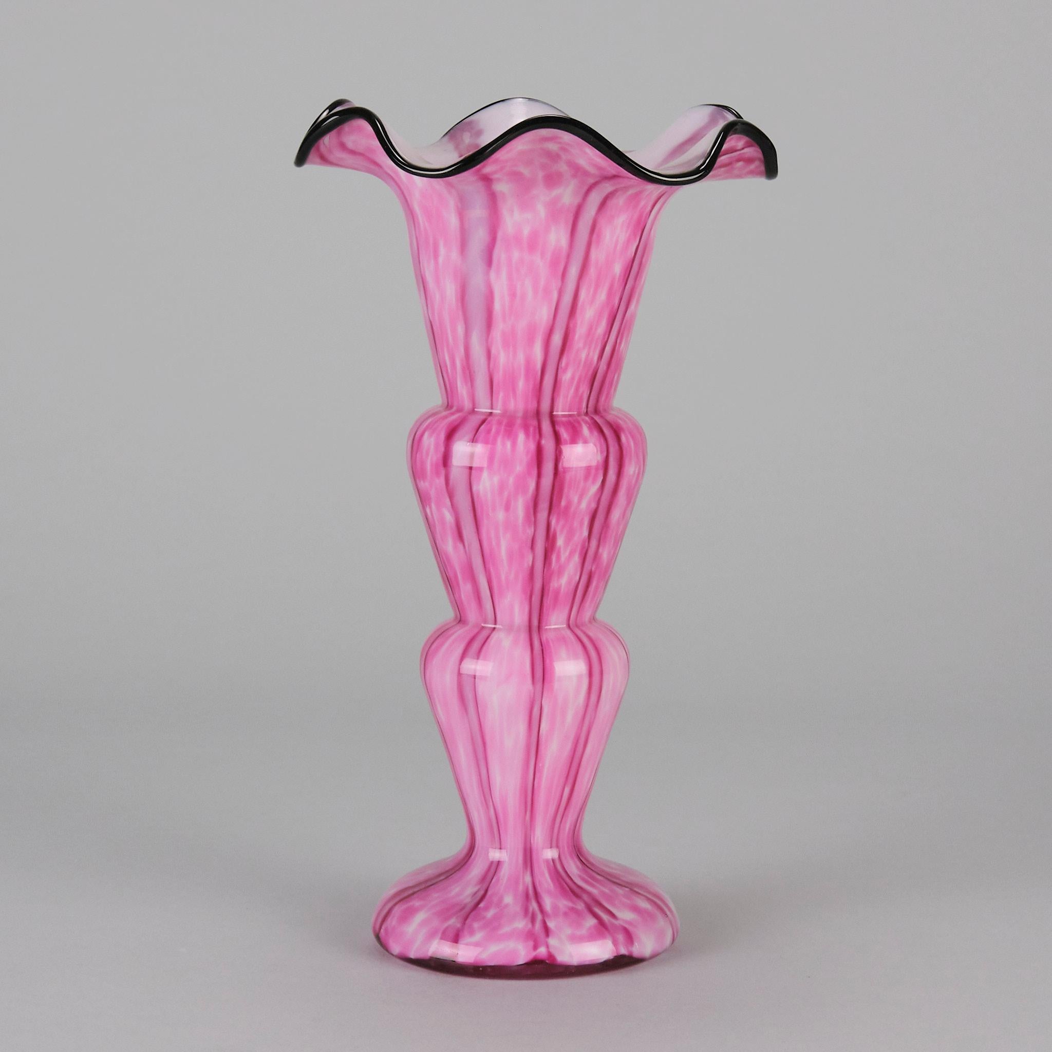 Vaso in vetro soffiato a 