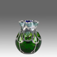 Frühes 20. Jahrhundert Böhmisches Glas "Titania Versilberte Vase" von Johann Loetz
