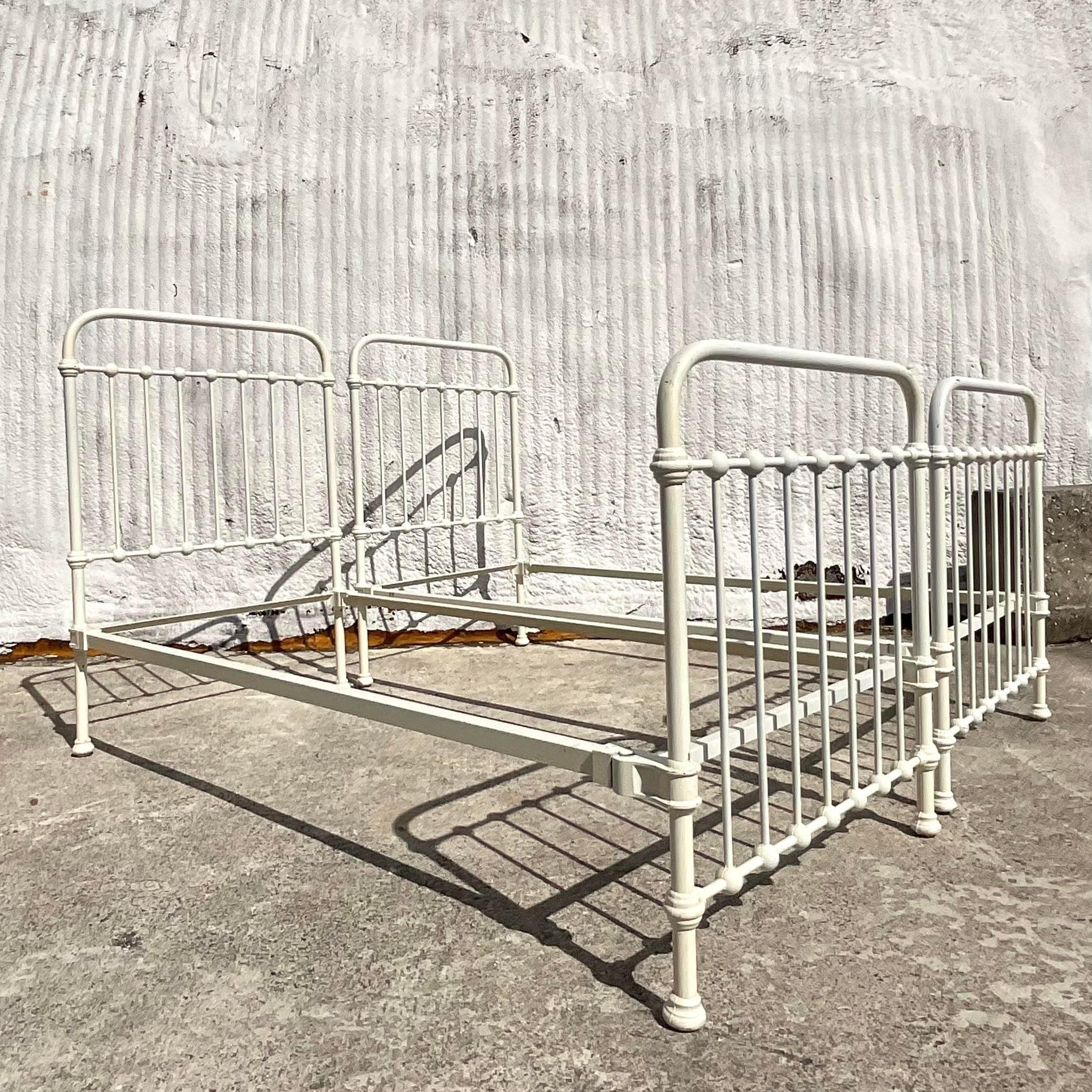 Early 20th Century Boho Wrought Iron Twin Beds - a Pair In Good Condition In West Palm Beach, FL