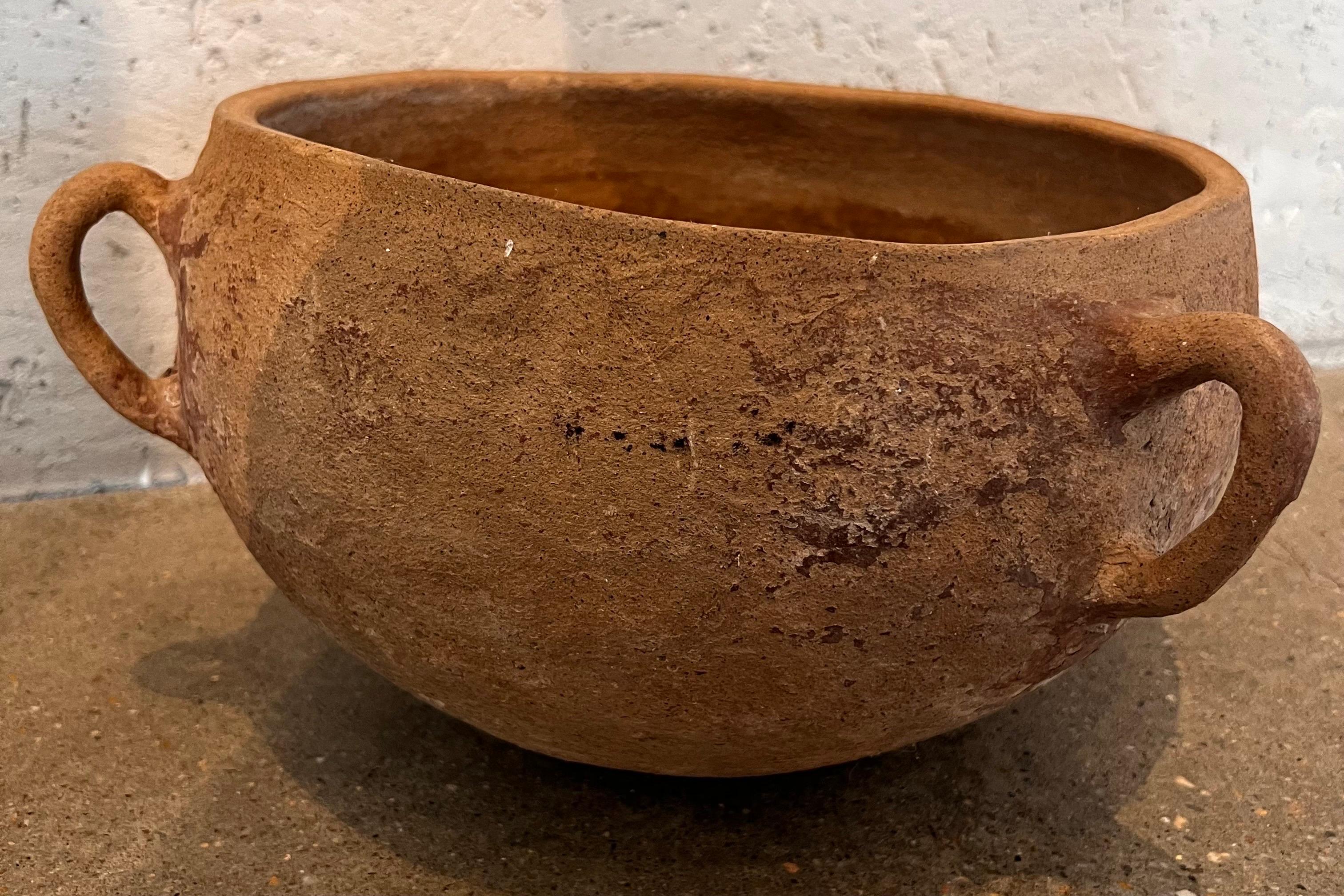 Mexican Early 20th Century Bowl with Handles Indigenous to Sierra Norte Del Puebla For Sale