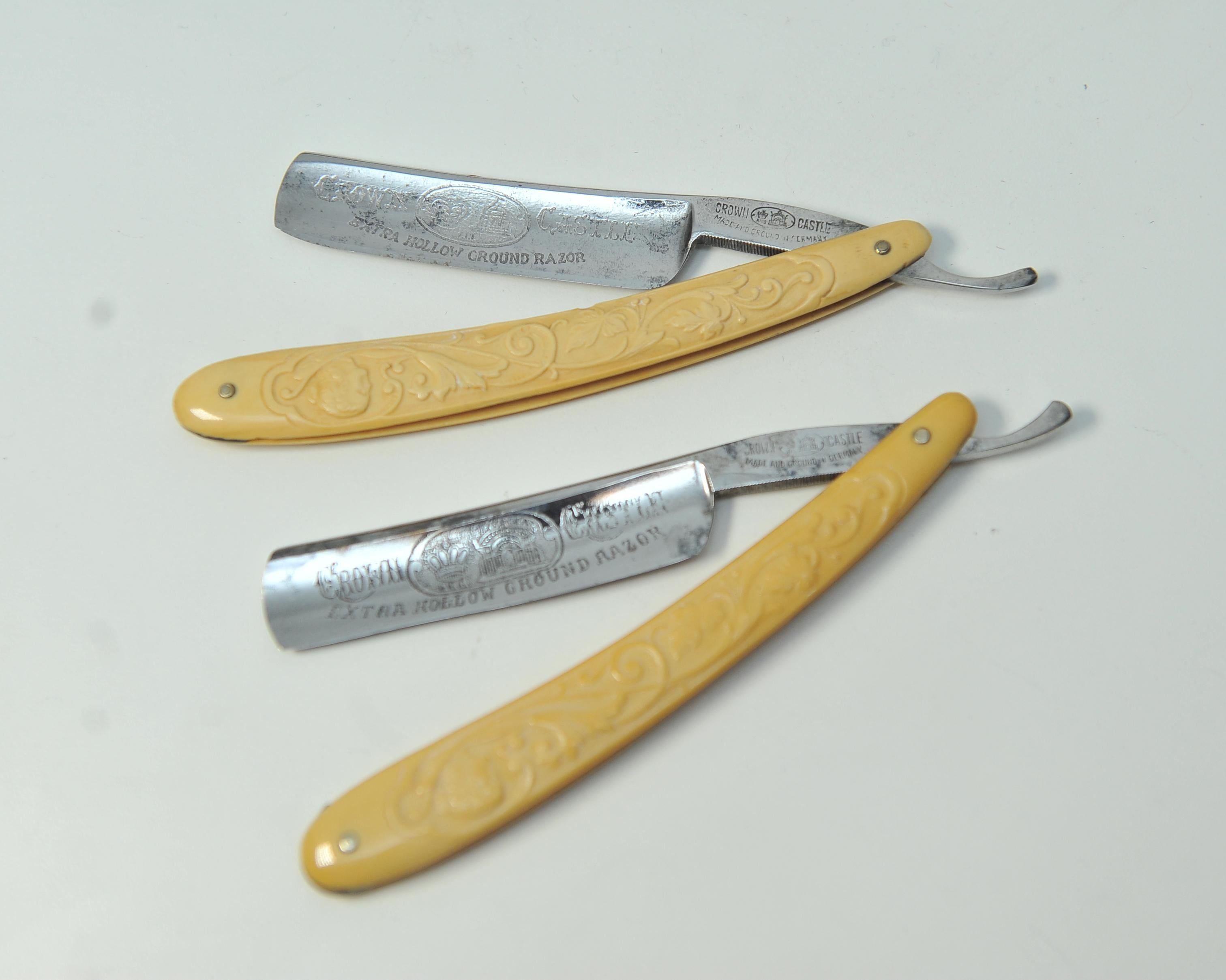 Early 20th Century Boxed Pair of Crown Castle Quality Straight Razors Germany For Sale 7
