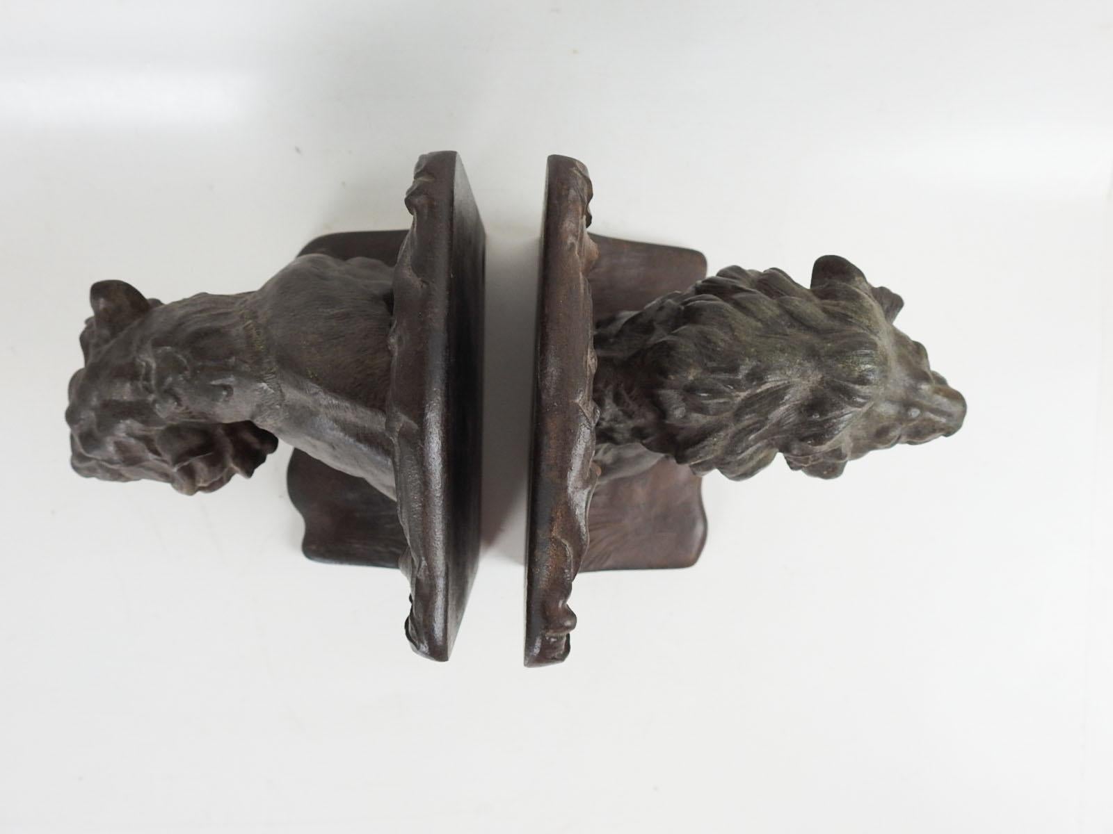 American Early 20th Century Bradley Hubbard Lion Tiger Cast Iron Bookends For Sale