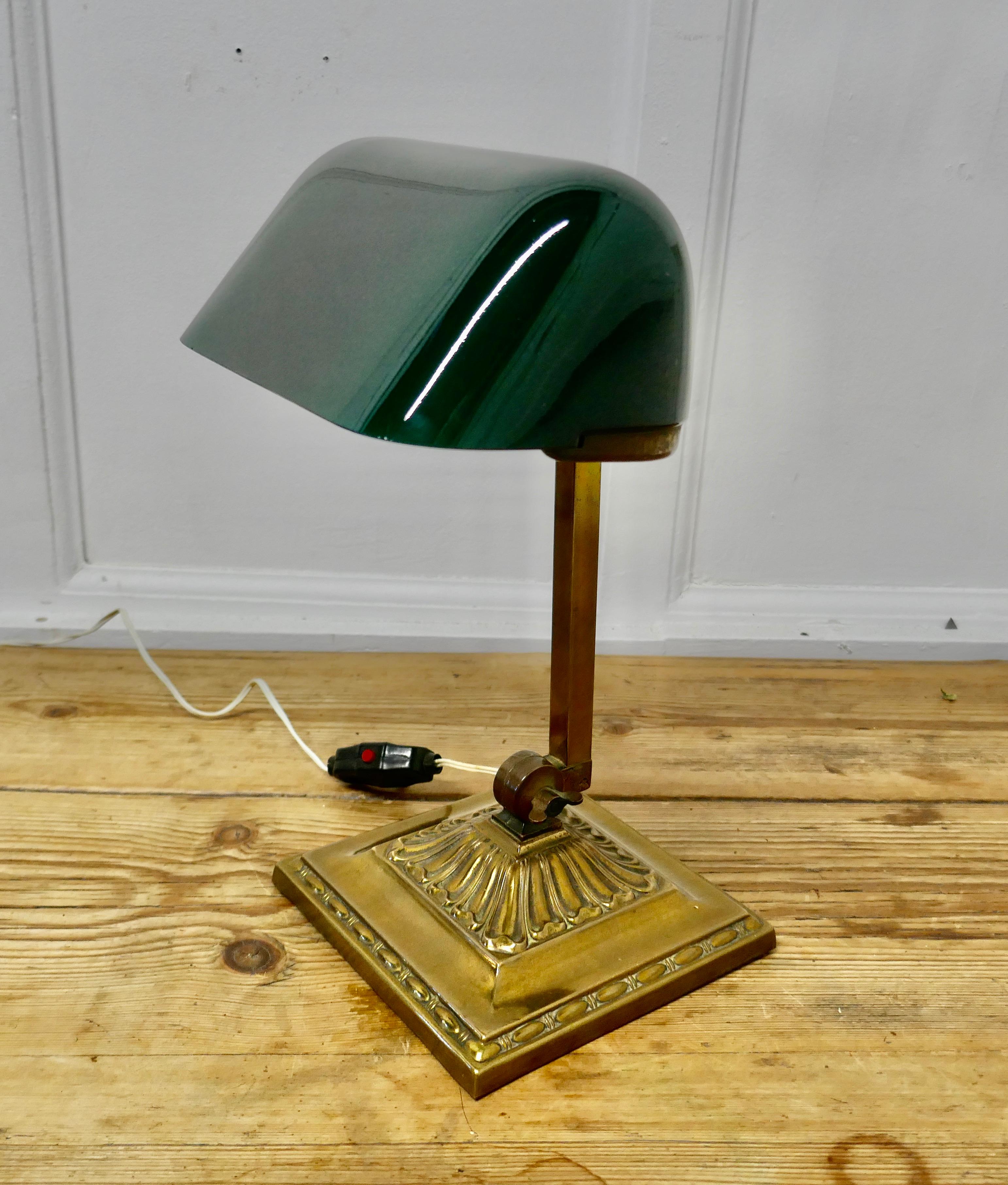 Early 20th Century Brass and Green Glass  Barrister’s Desk Lamp 5