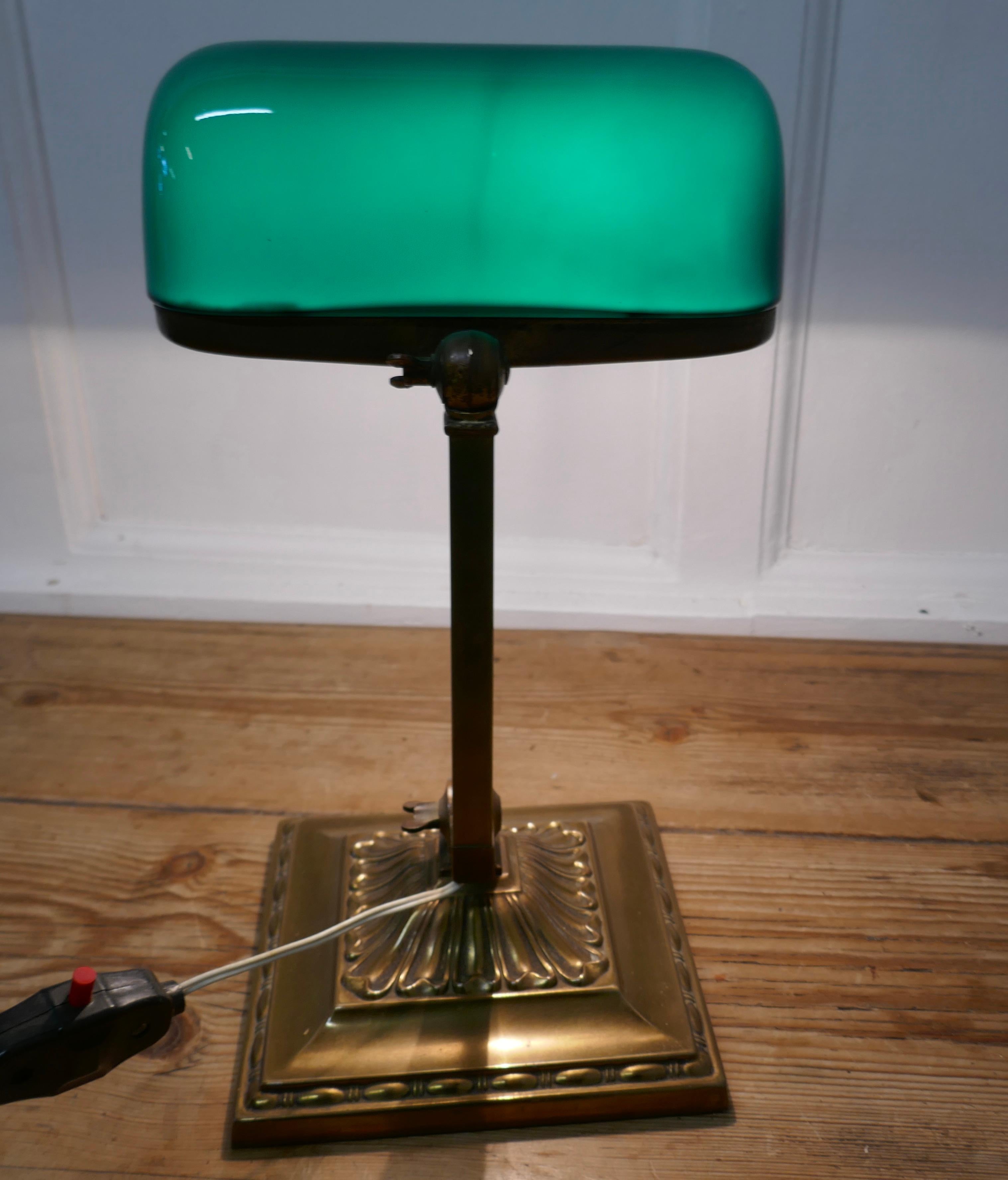 Early 20th Century Brass and Green Glass  Barrister’s Desk Lamp 2