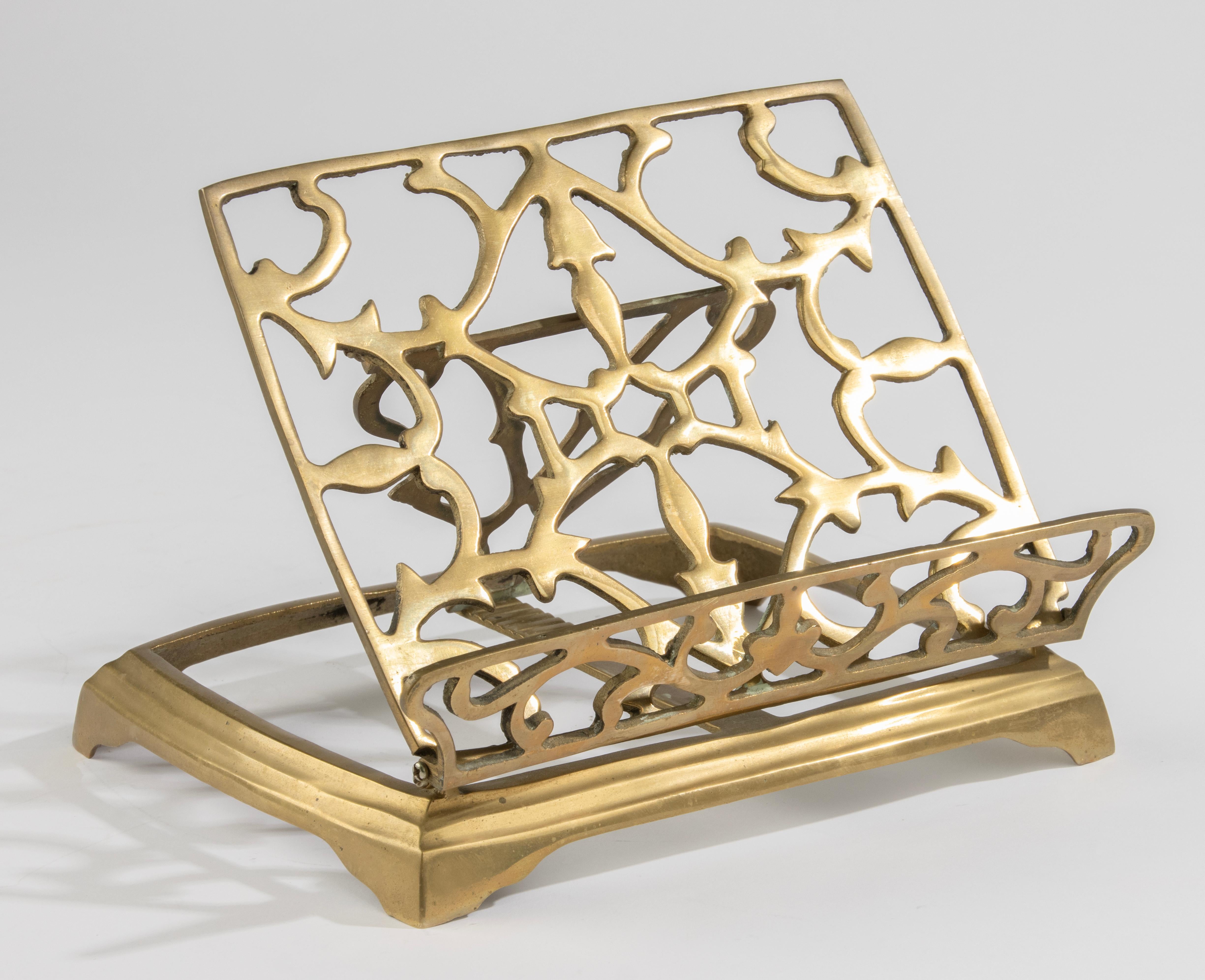 Early 20th Century Brass Book Stand 4
