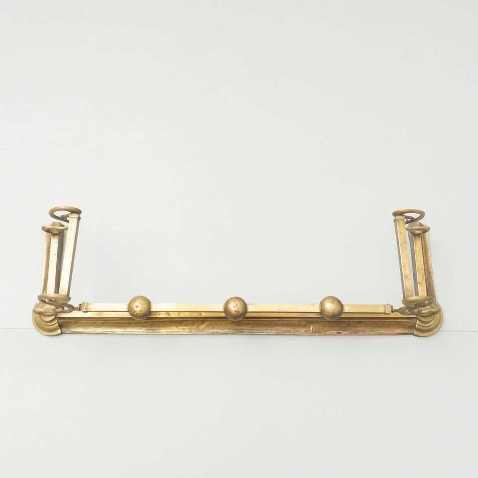 Early 20th Century Brass Fireplace Trim In Good Condition For Sale In Barcelona, ES