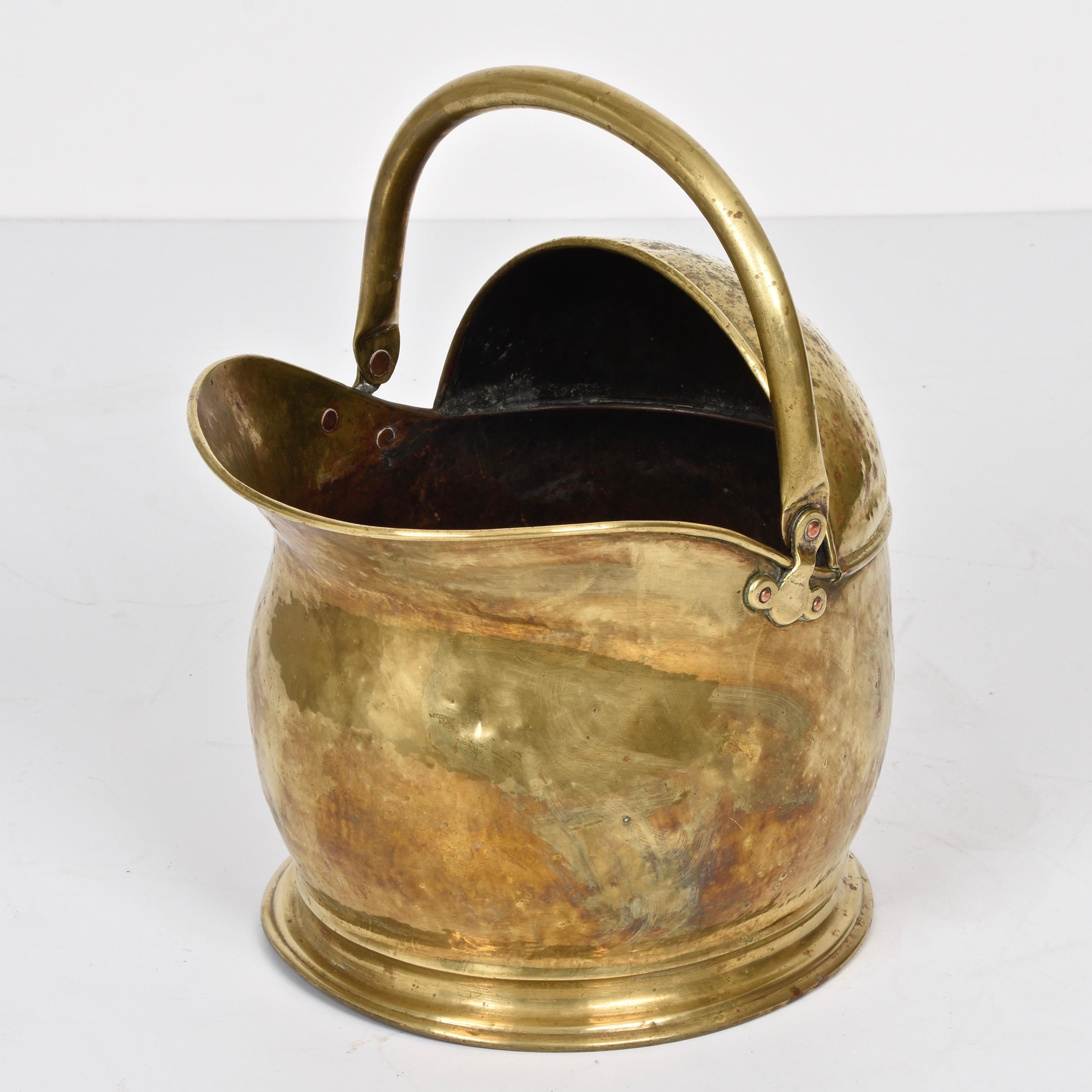 Helmet-shaped brass coal bucket from the early 1900s, Italy, 1930s 4